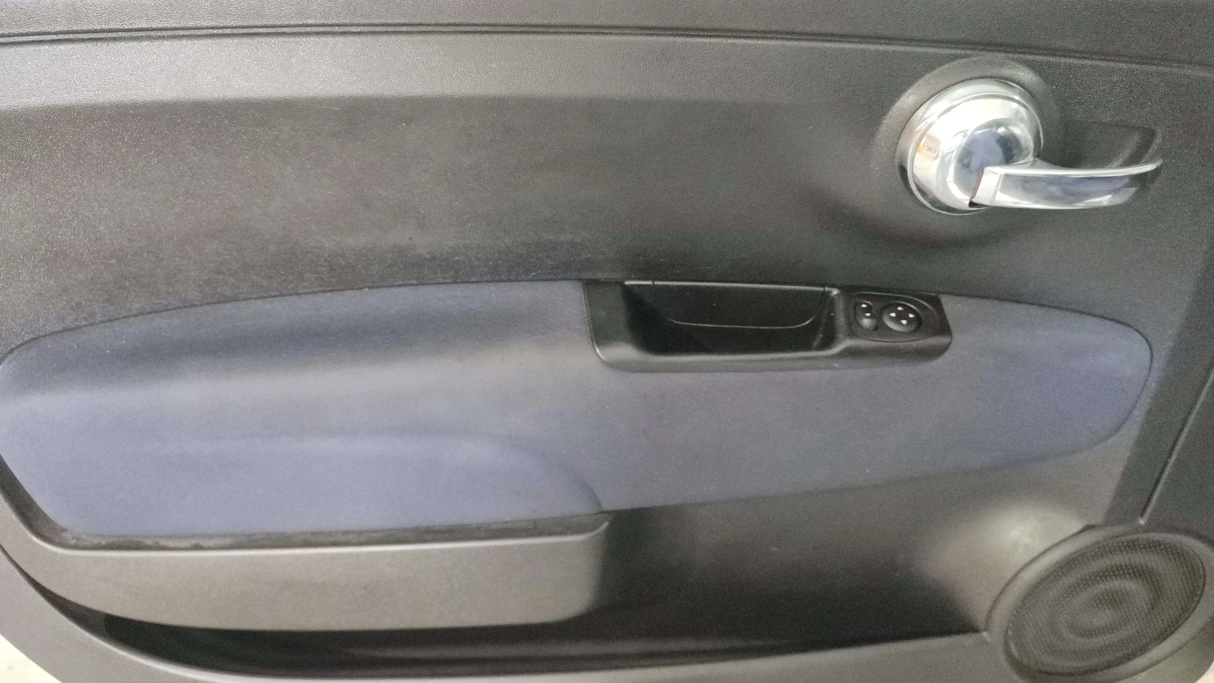 Fiat 500 Cult 1.0 Hybrid - foto 6