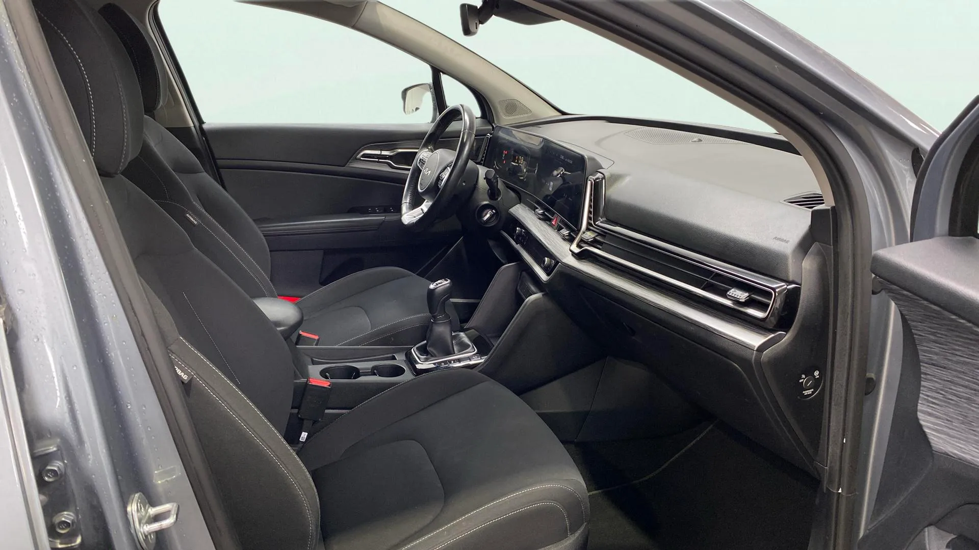 Kia Sportage 1.6 CRDi MHEV Business 4x2 - foto 19