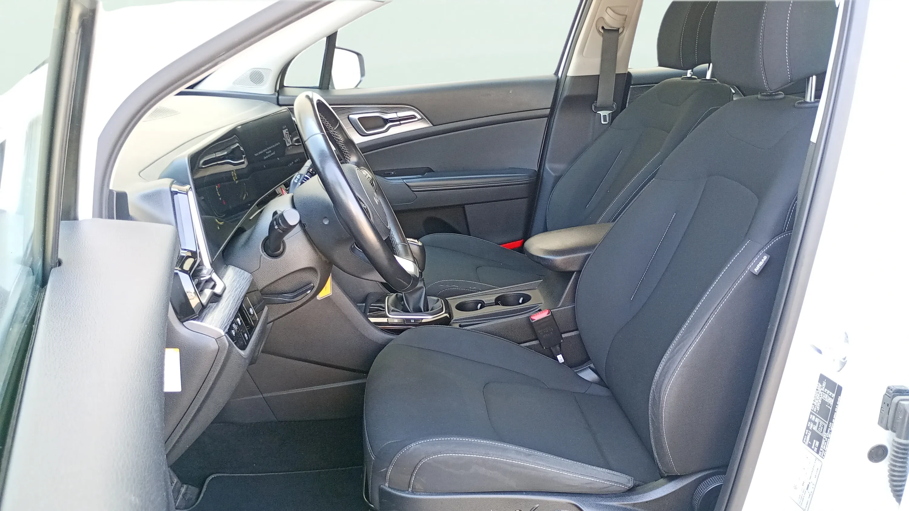 Kia Sportage 1.6 CRDi MHEV Business 4x2 - foto 16