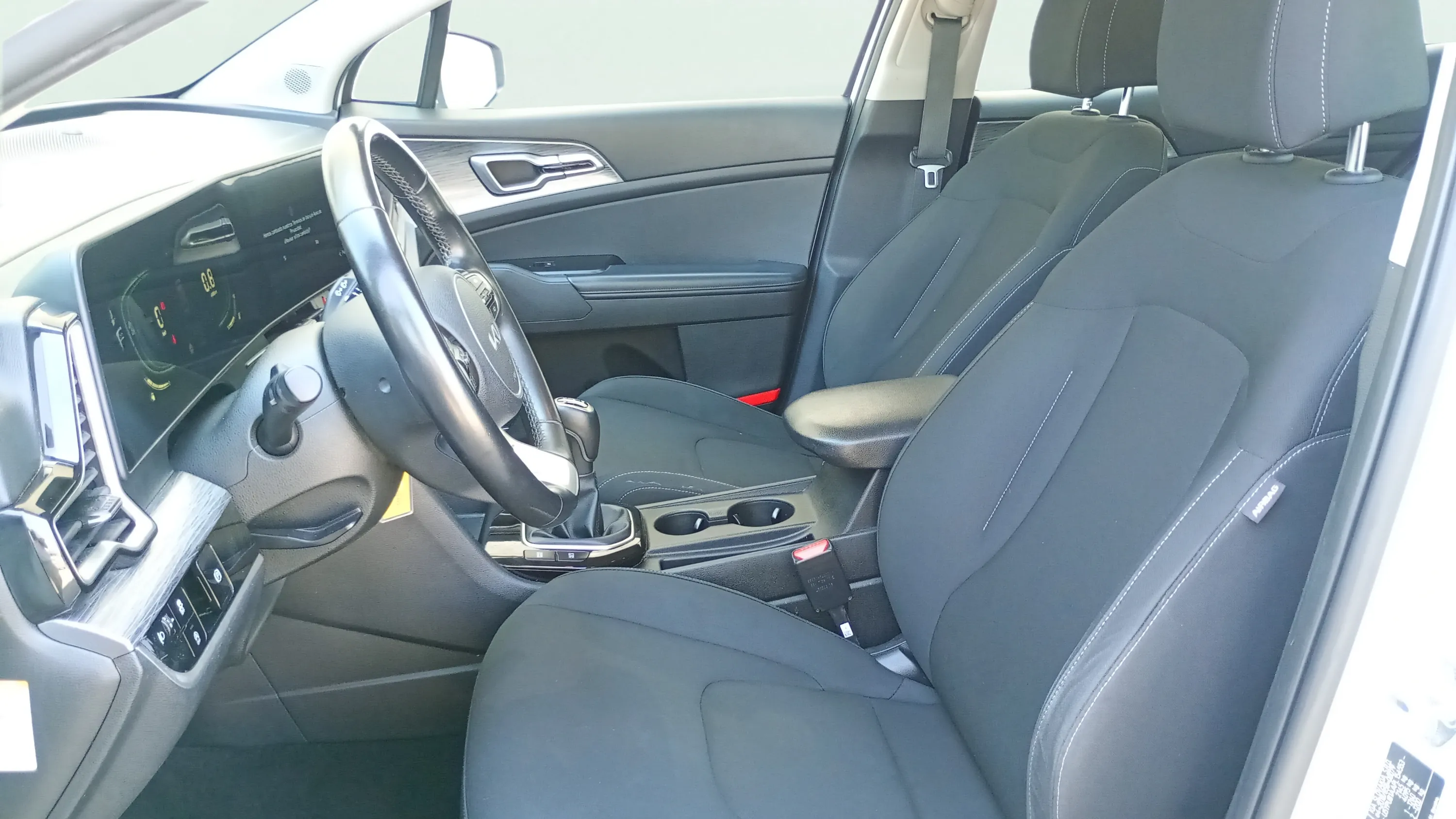 Kia Sportage 1.6 CRDi MHEV Business 4x2 - foto 15