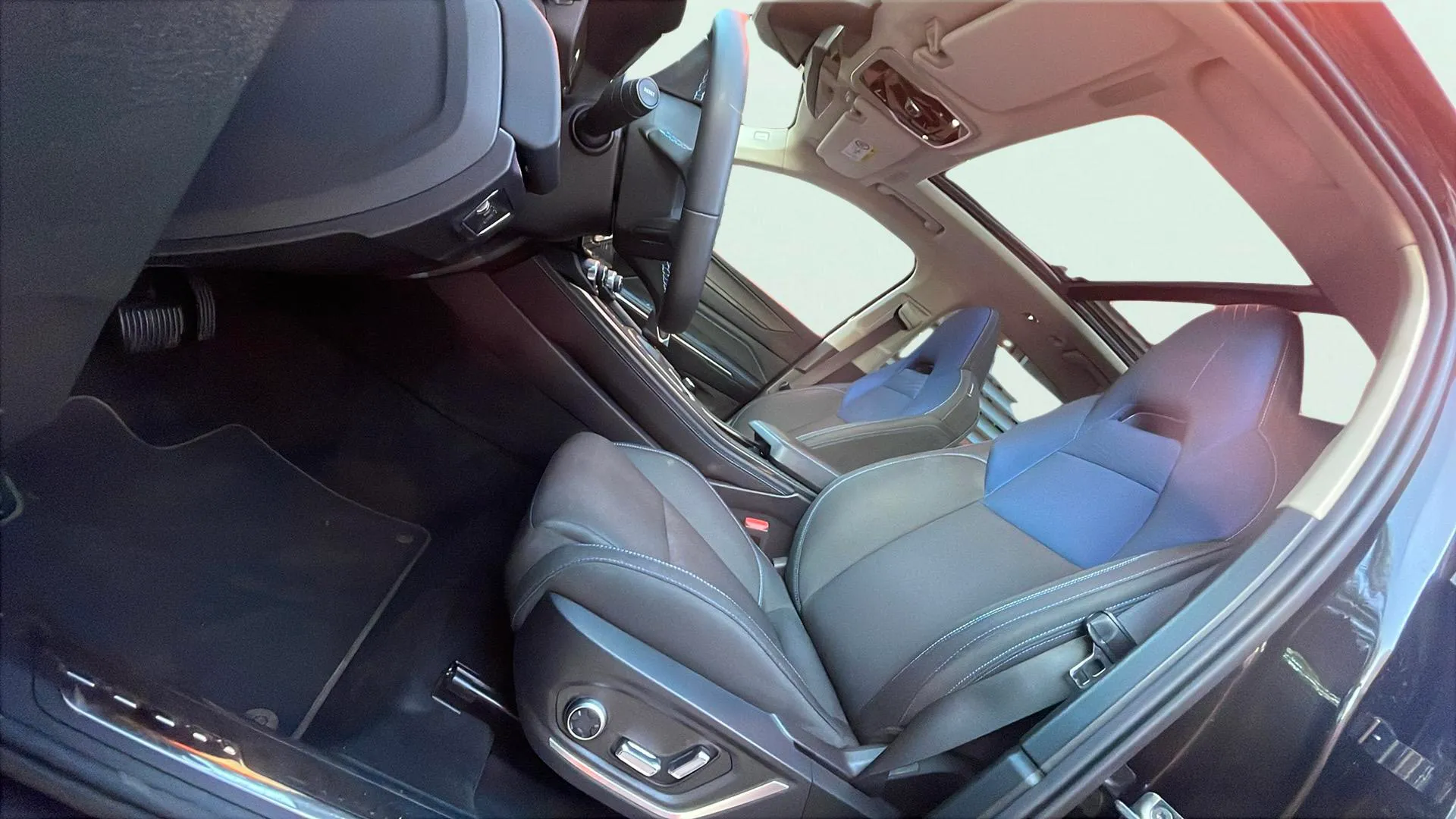 Lynk & Co 01 1.5 PHEV - foto 14