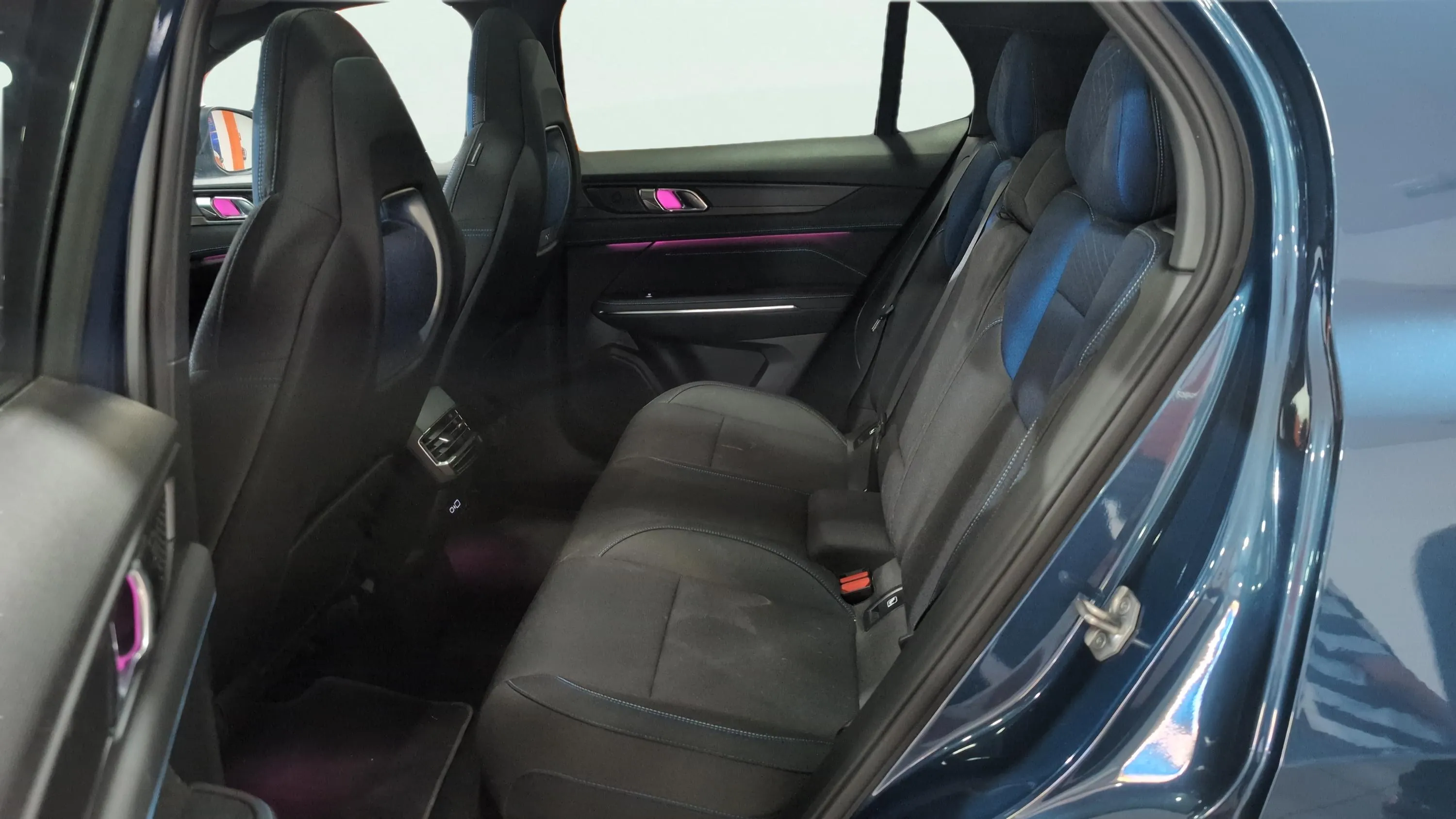 Lynk & Co 01 1.5 PHEV - foto 14