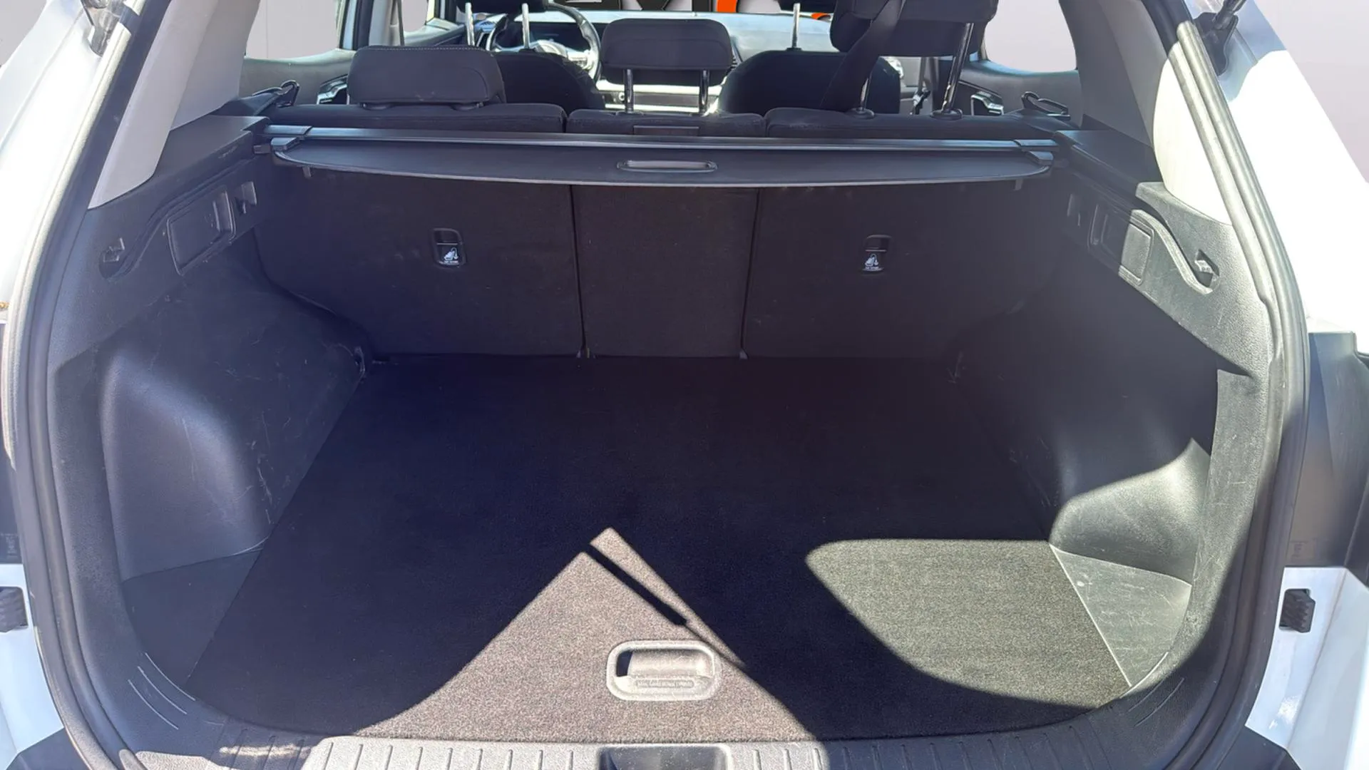 Kia Sportage 1.6 CRDi MHEV Business 4x2 - foto 16