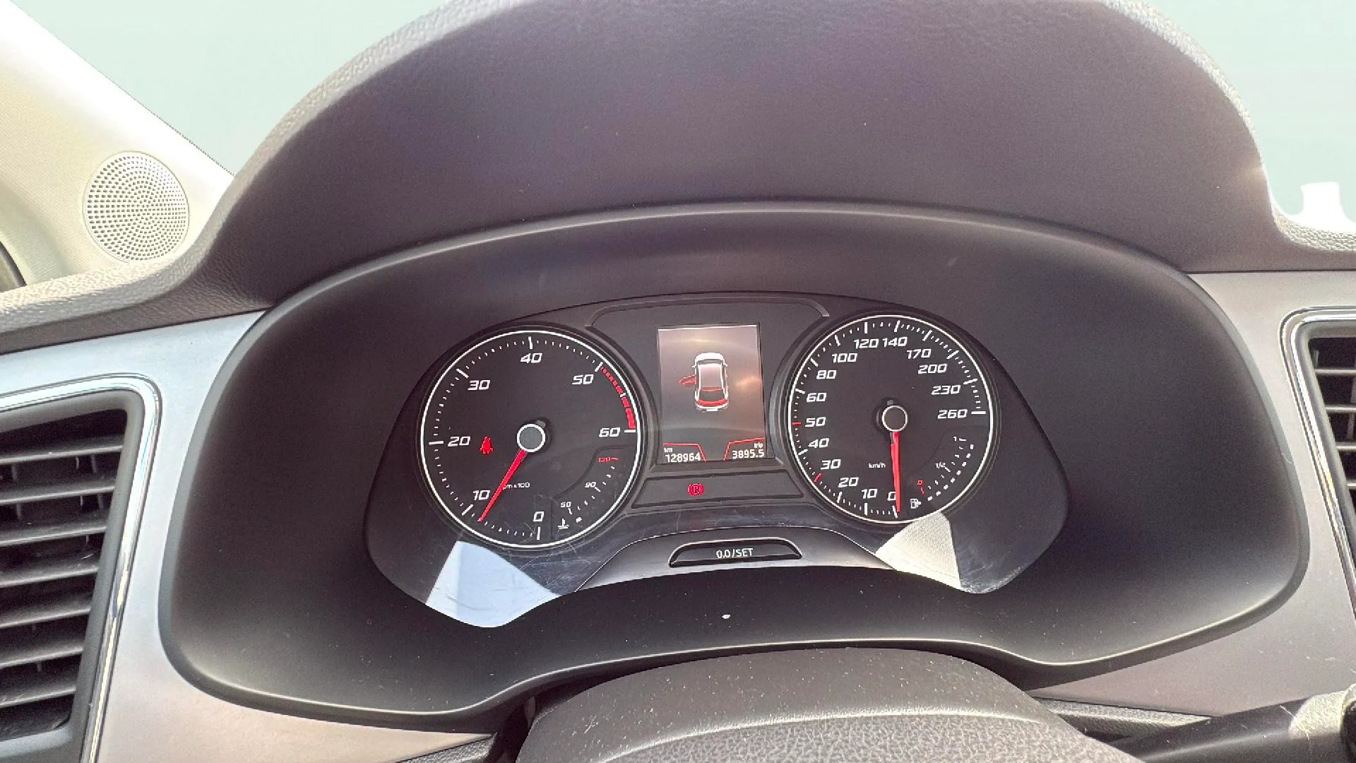 SEAT León 1.6 TDI Reference - foto 8