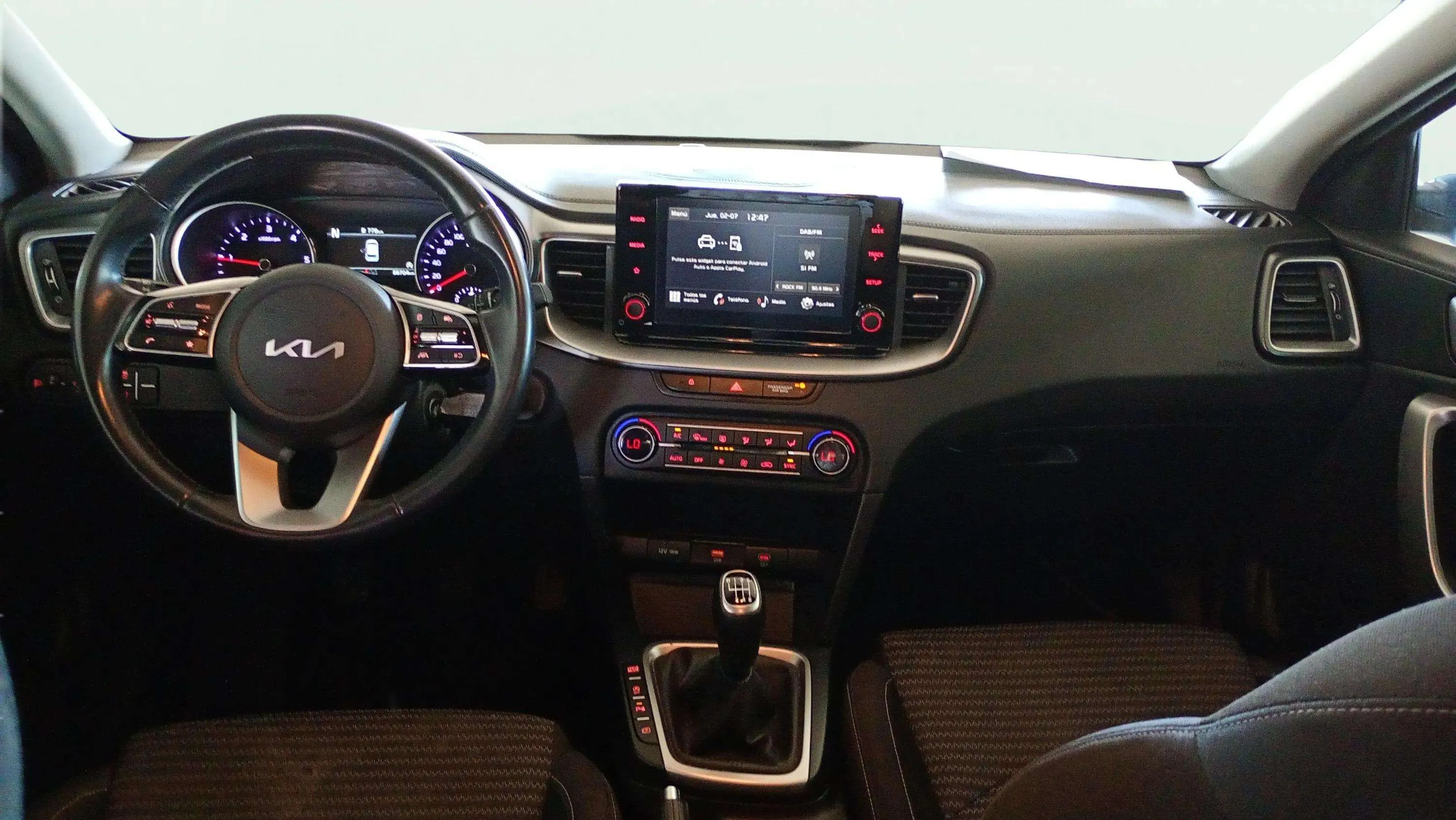 Kia Ceed 1.6 MHEV iMT Drive - foto 9