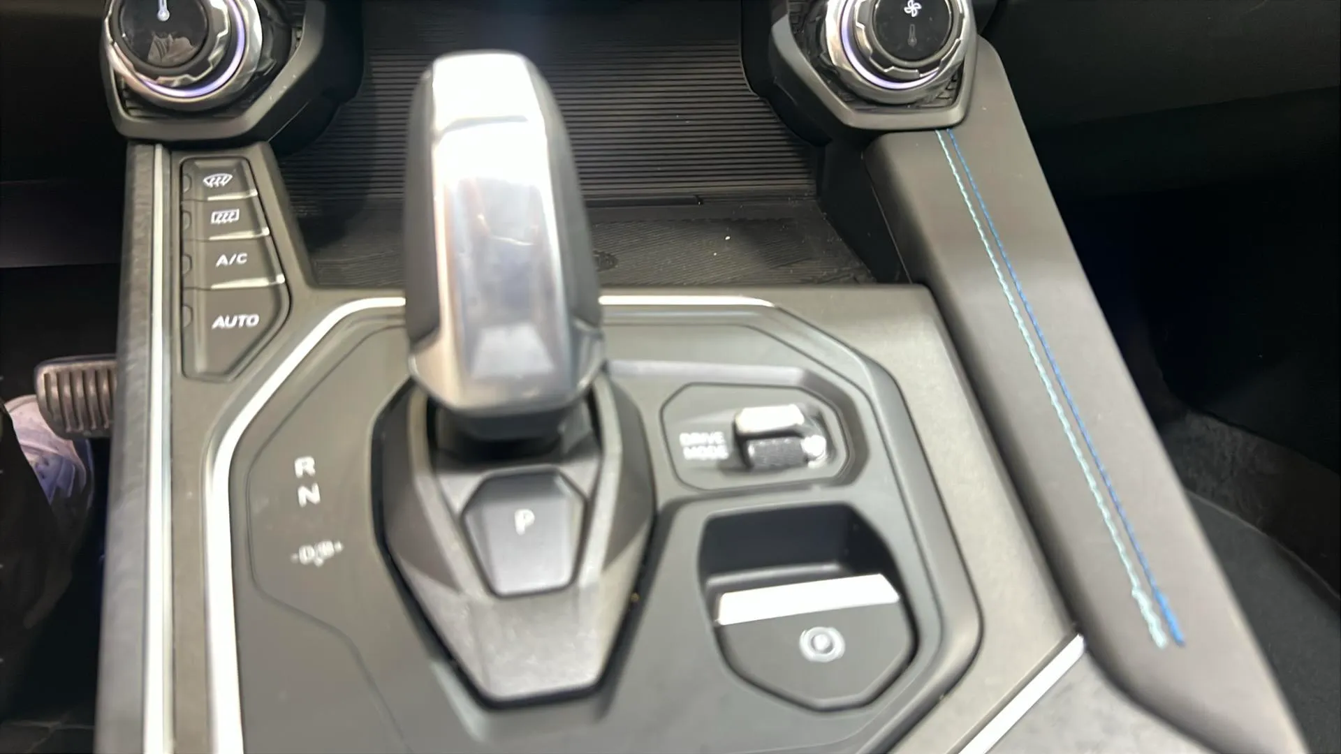 Lynk & Co 01 1.5 PHEV - foto 24