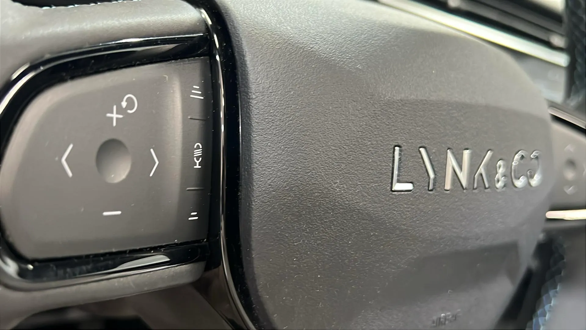 Lynk & Co 01 1.5 PHEV - foto 19