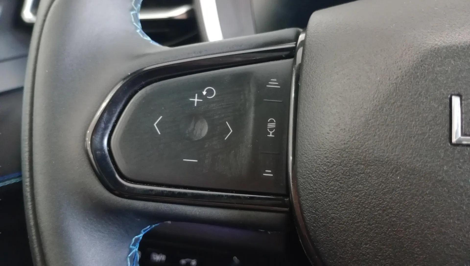 Lynk & Co 01 1.5 PHEV - foto 14