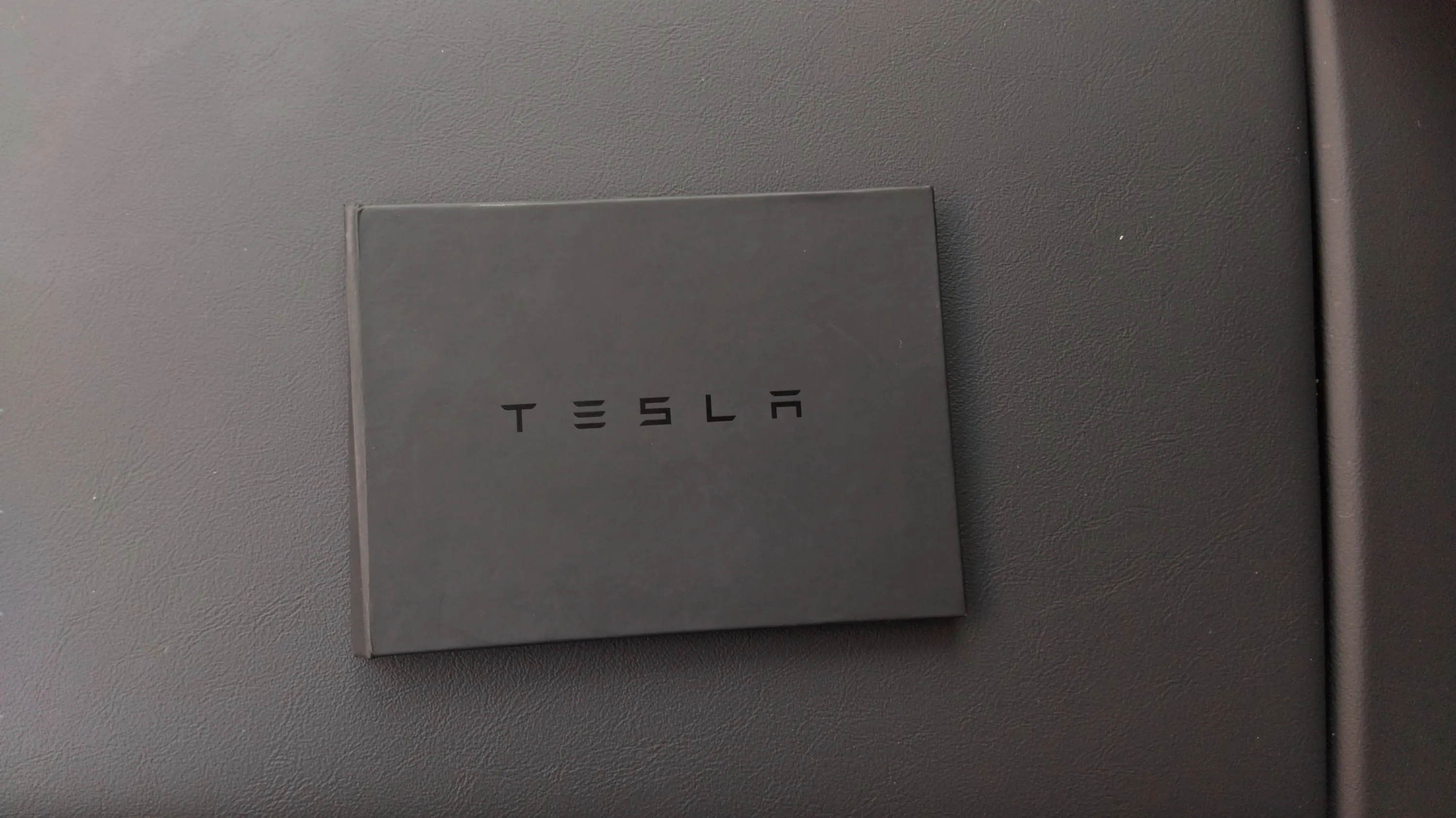 Tesla Model Y Standard Tracción trasera - foto 27