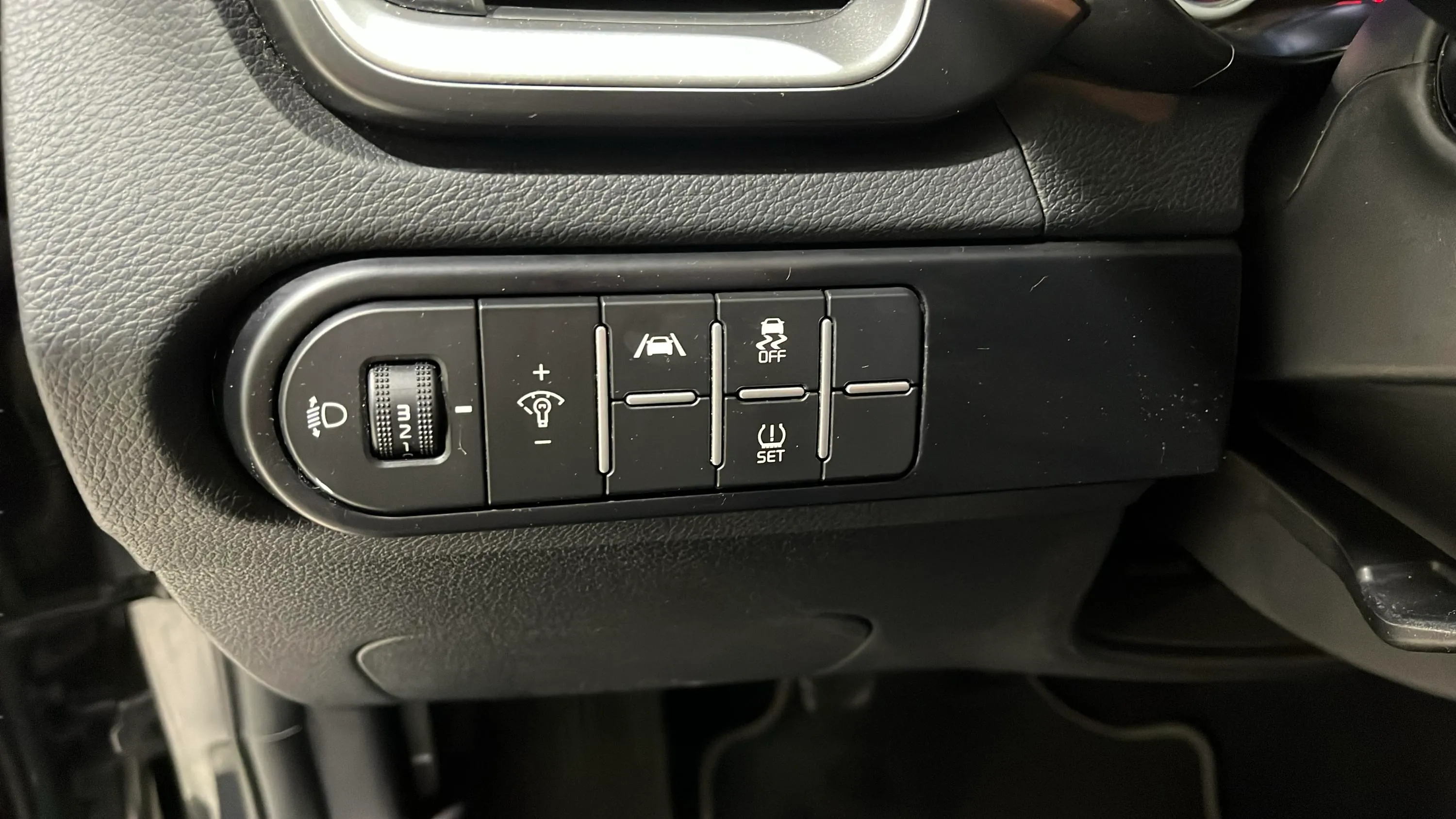 Kia Ceed 1.6 MHEV iMT Drive - foto 15