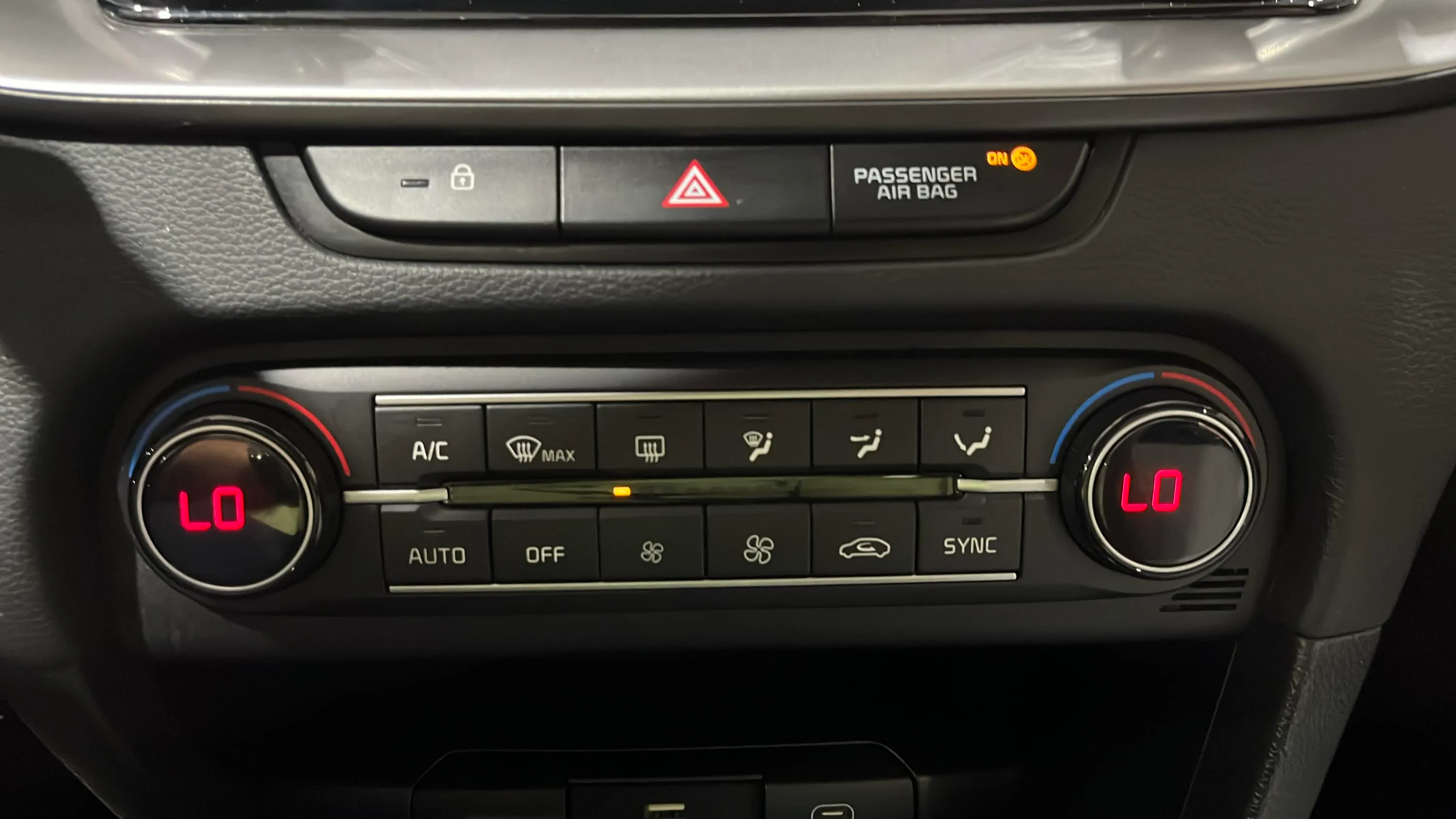 Kia Ceed 1.6 MHEV iMT Drive - foto 23