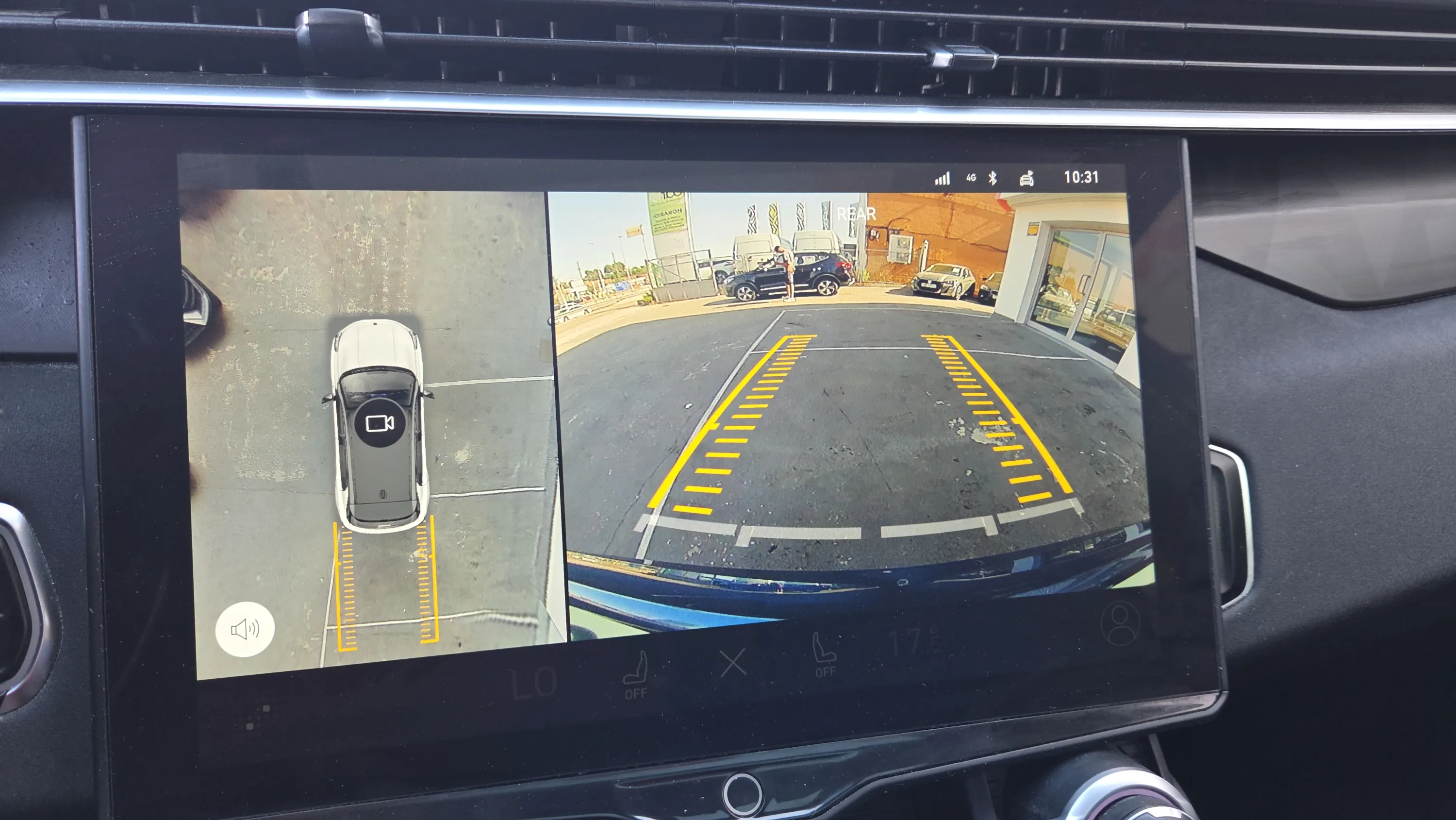 Lynk & Co 01 1.5 PHEV - foto 14