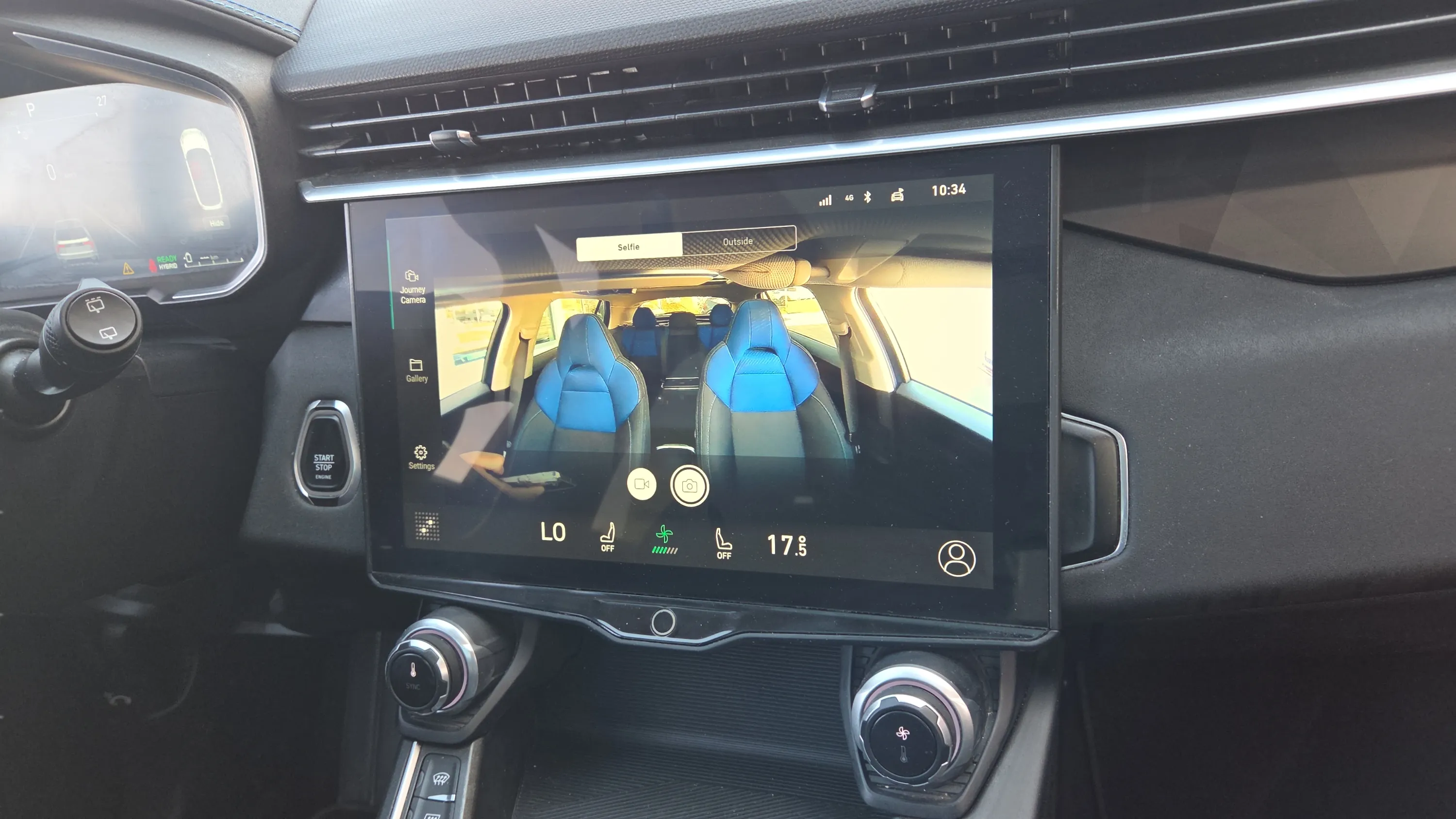 Lynk & Co 01 1.5 PHEV - foto 17