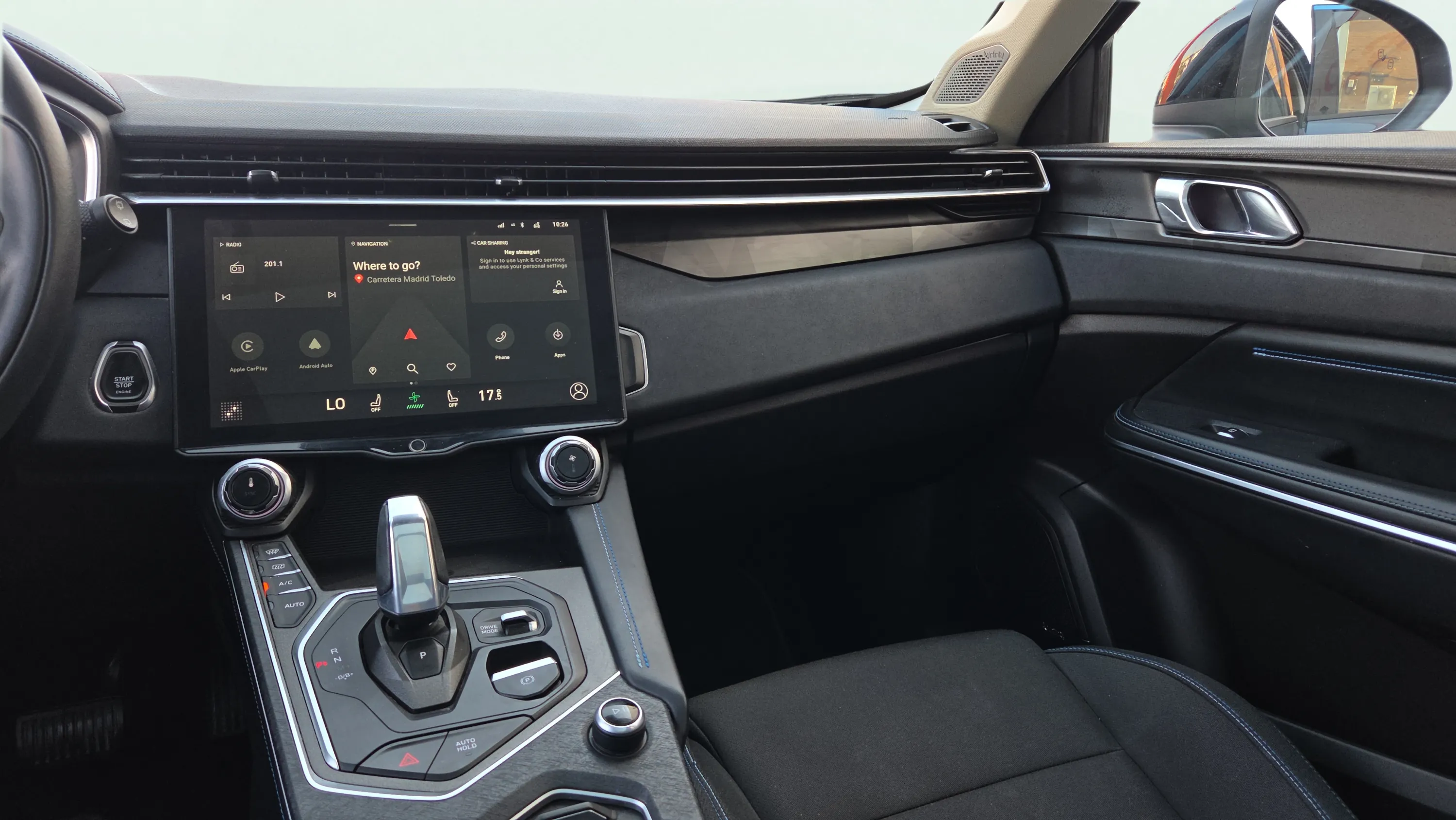 Lynk & Co 01 1.5 PHEV - foto 13