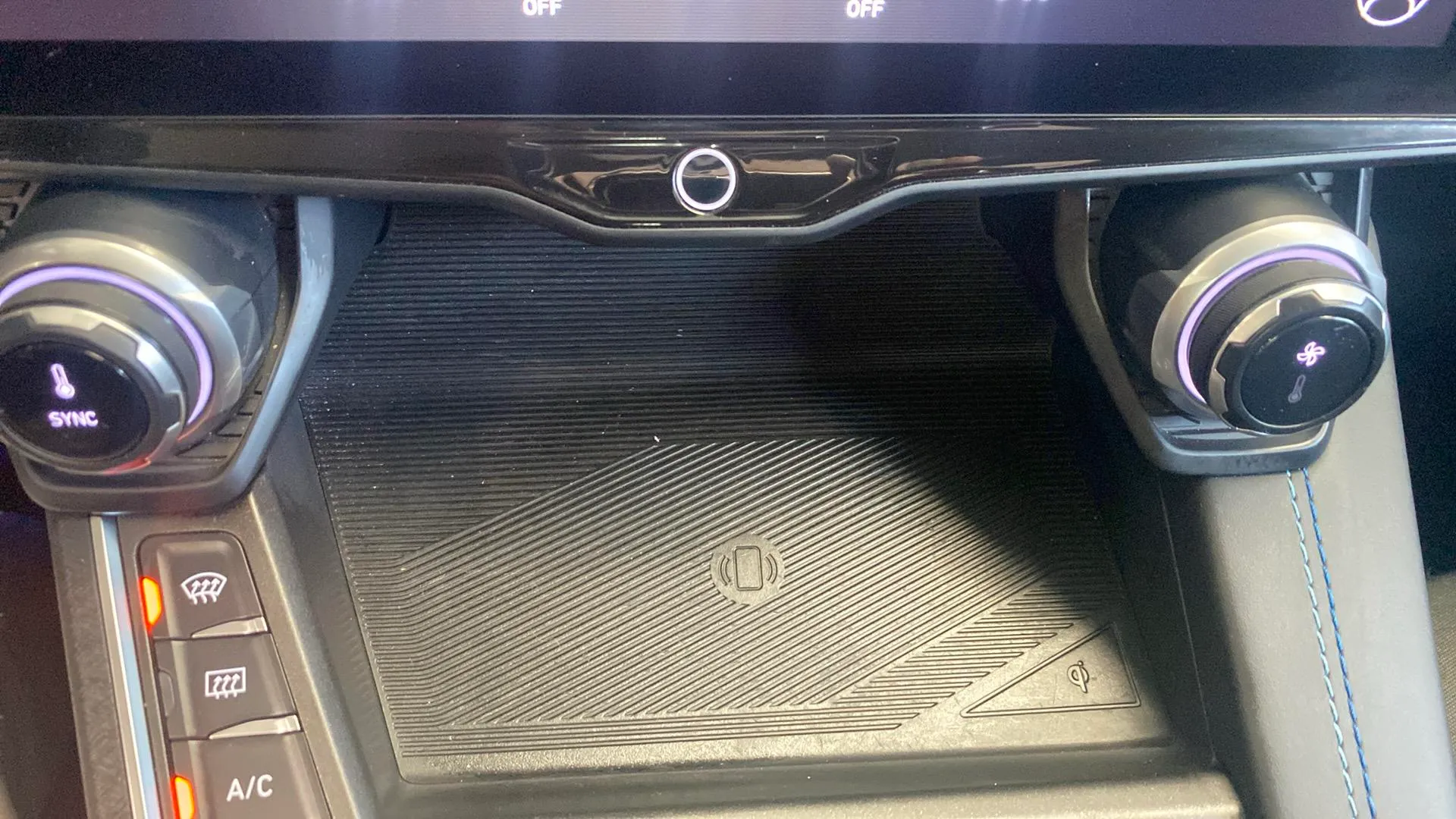 Lynk & Co 01 1.5 PHEV - foto 18
