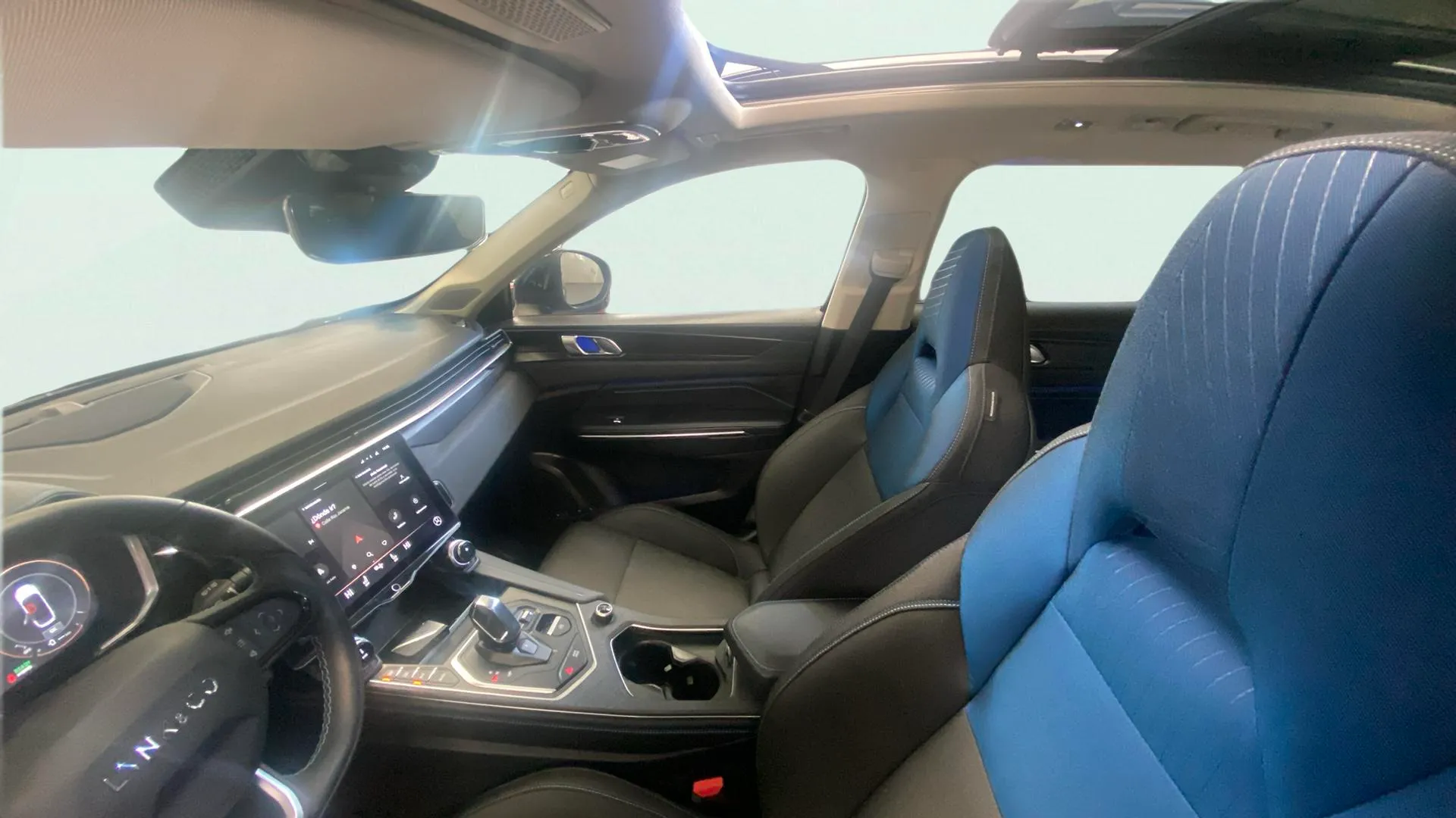 Lynk & Co 01 1.5 PHEV - foto 9
