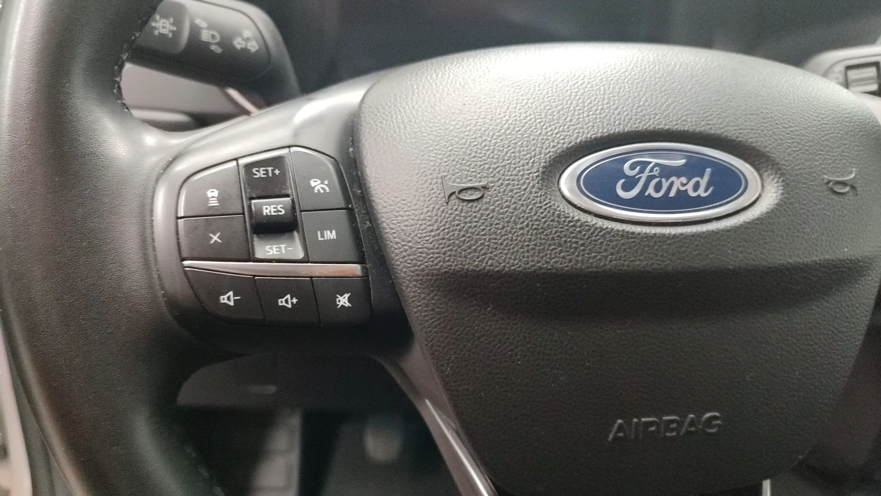 Ford Kuga Titanium 1.5T EcoBoost - foto 13