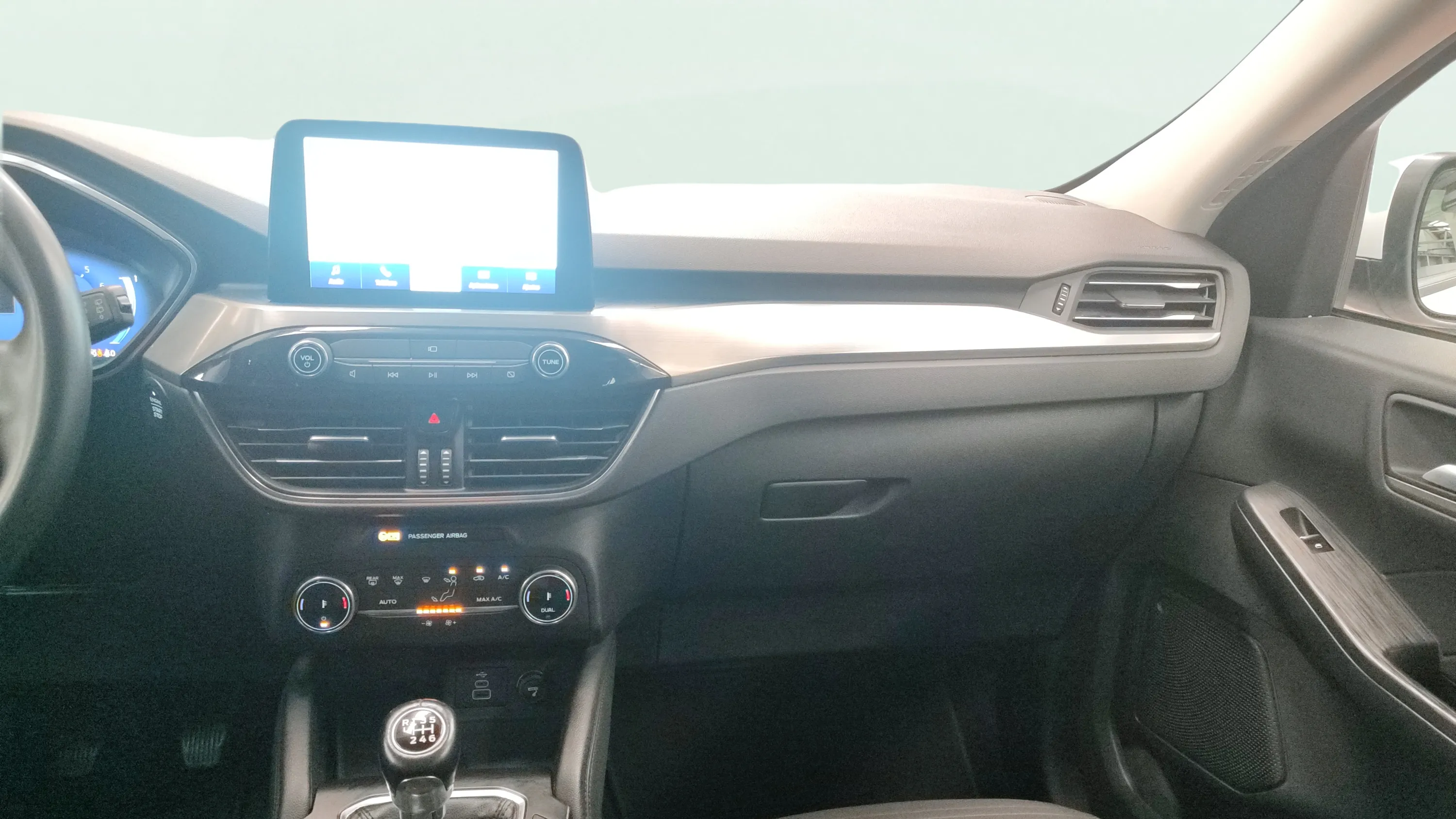 Ford Kuga Titanium 1.5T EcoBoost - foto 11