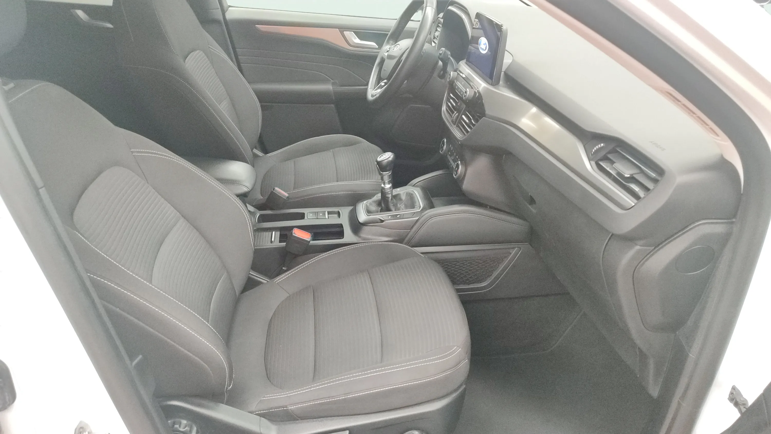 Ford Kuga Titanium 1.5T EcoBoost - foto 20