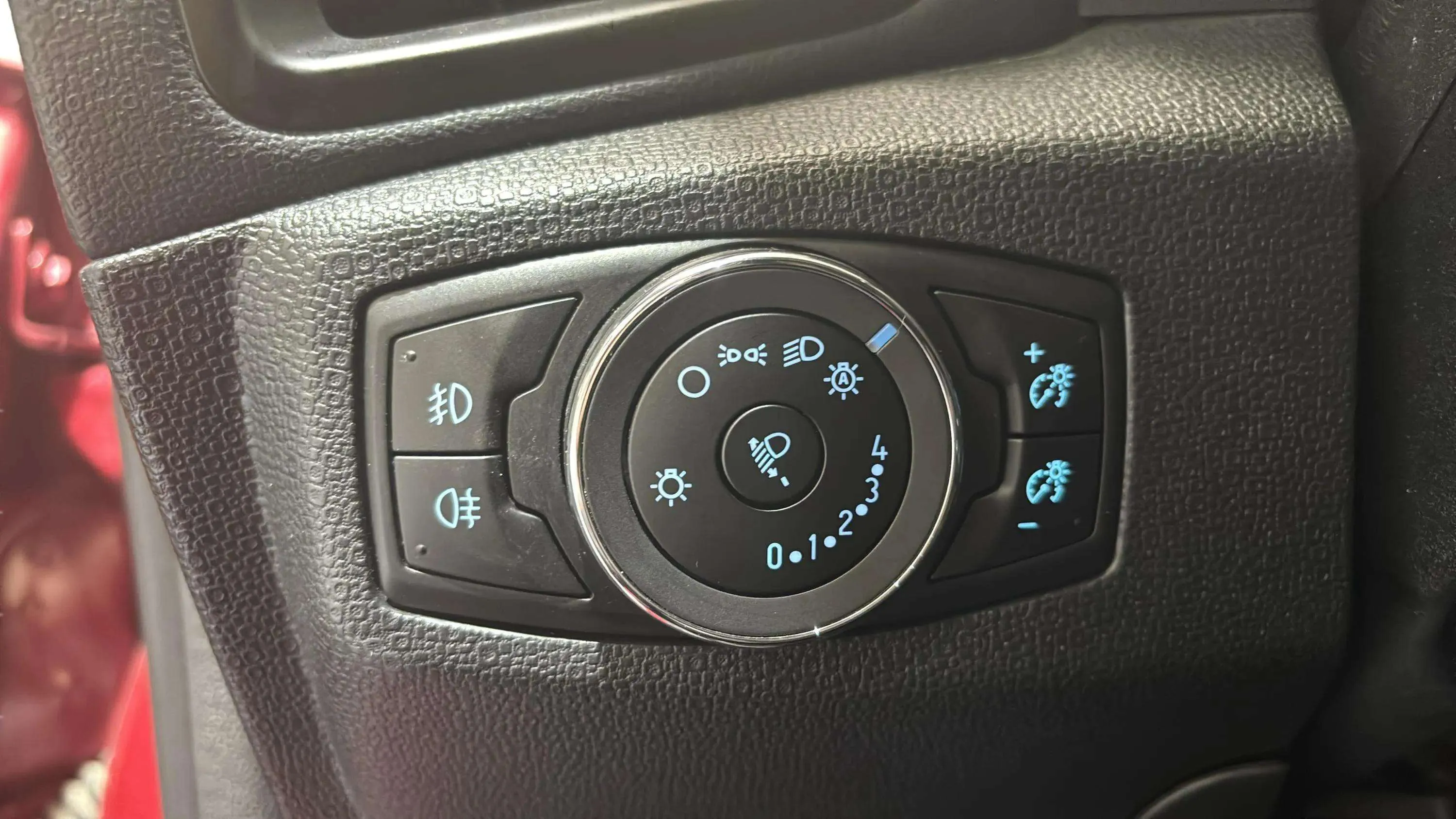 Ford EcoSport 1.0T EcoBoost ST Line - foto 17