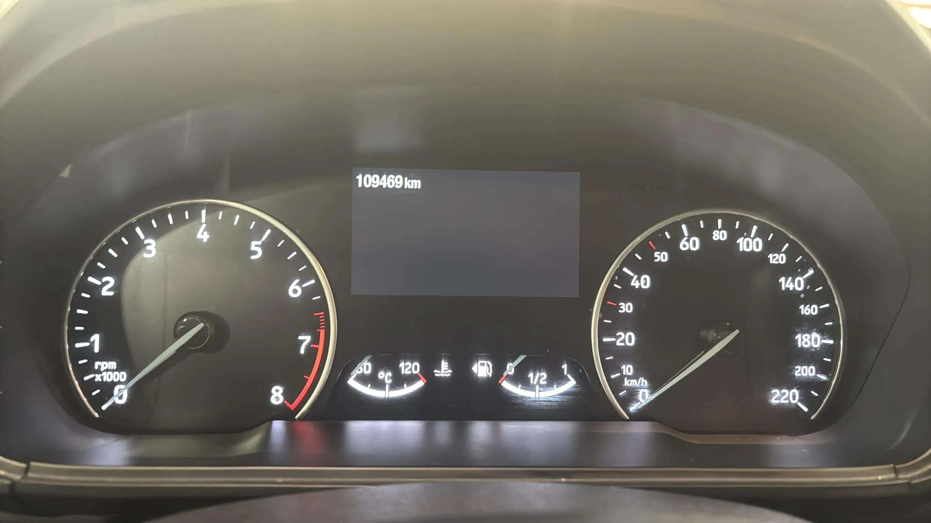 Ford EcoSport 1.0T EcoBoost ST Line - foto 13