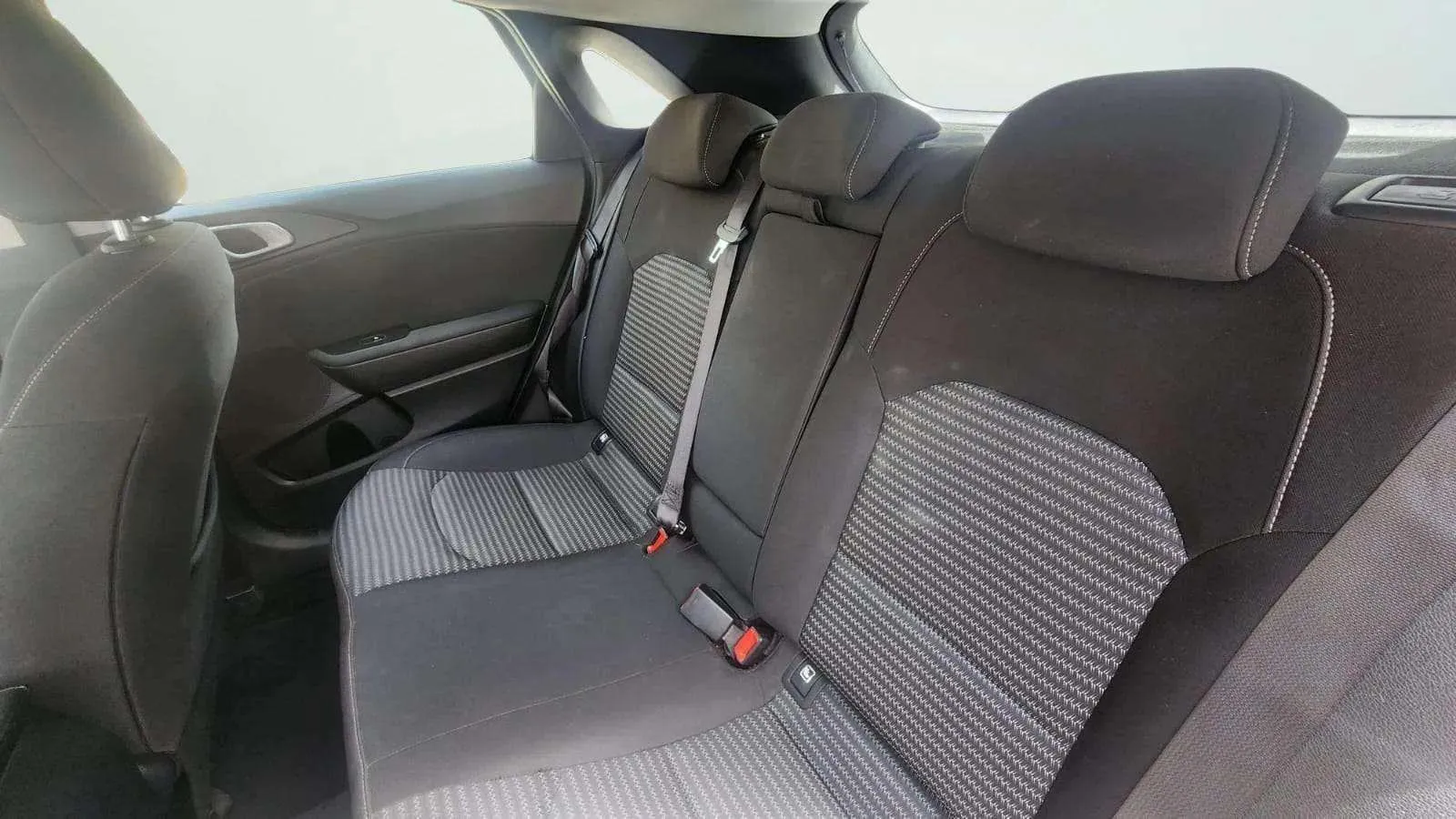 Kia Ceed 1.6 MHEV iMT Drive - foto 25
