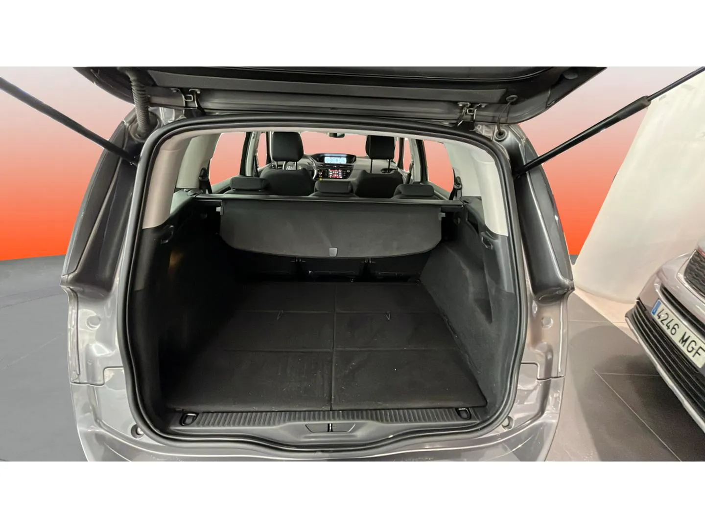 Citroën Grand C4 Spacetourer PureTech C-Series - foto 9