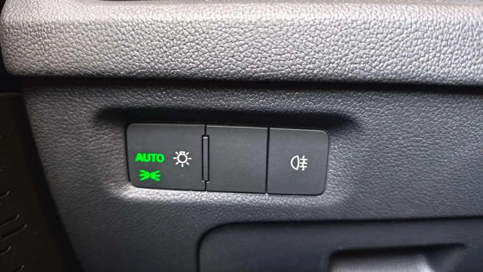 Škoda Octavia Combi 1.0 TSI DSG mHEV Ambit. Plus - foto 27