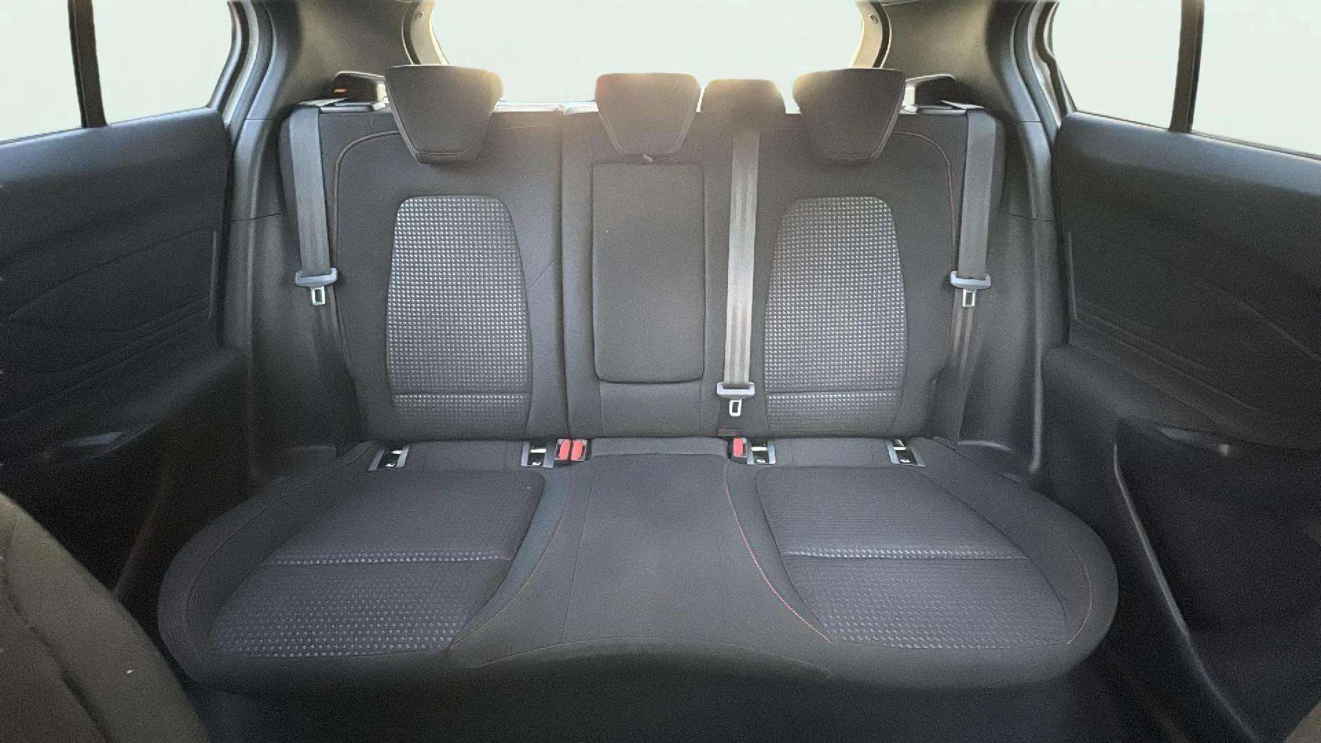 Ford Focus 1.0 EcoBoost MHEV ST-Line X - foto 13