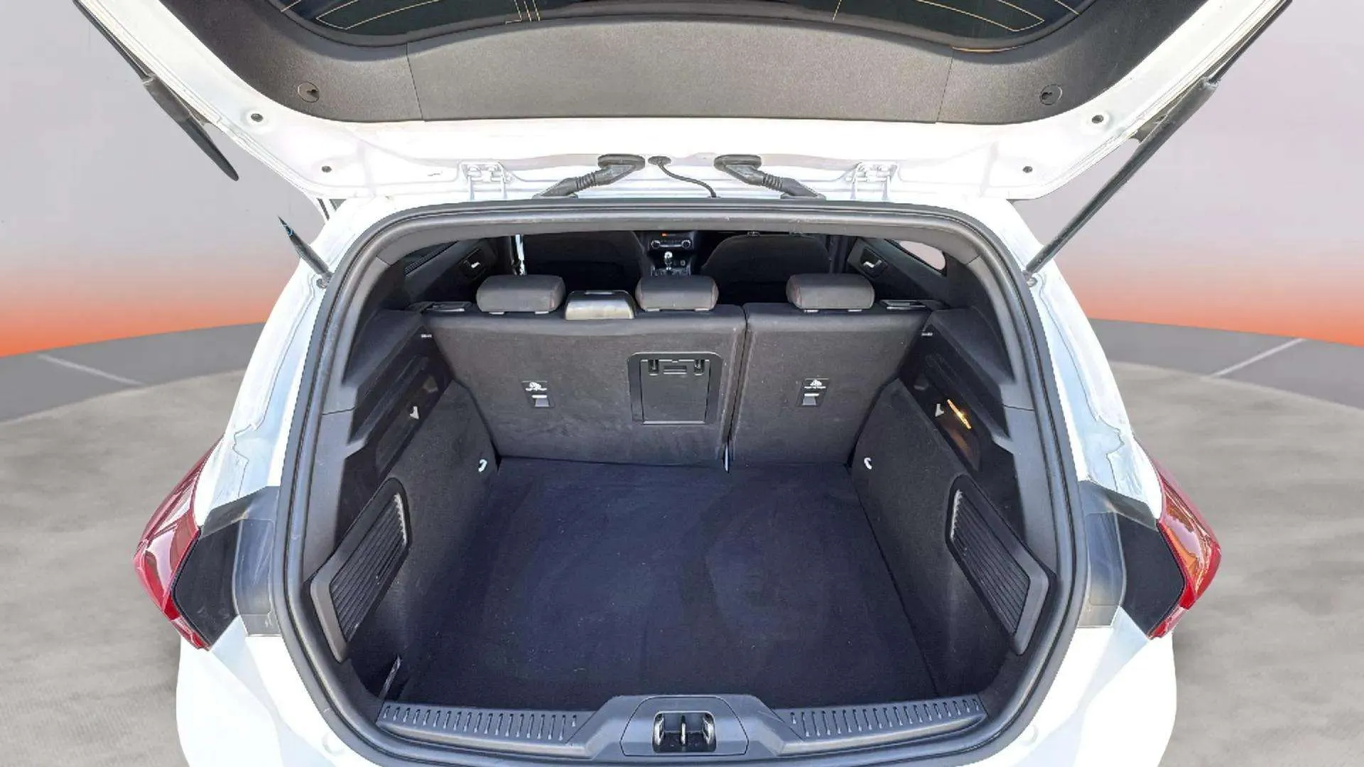 Ford Focus 1.0 EcoBoost MHEV ST-Line X - foto 6