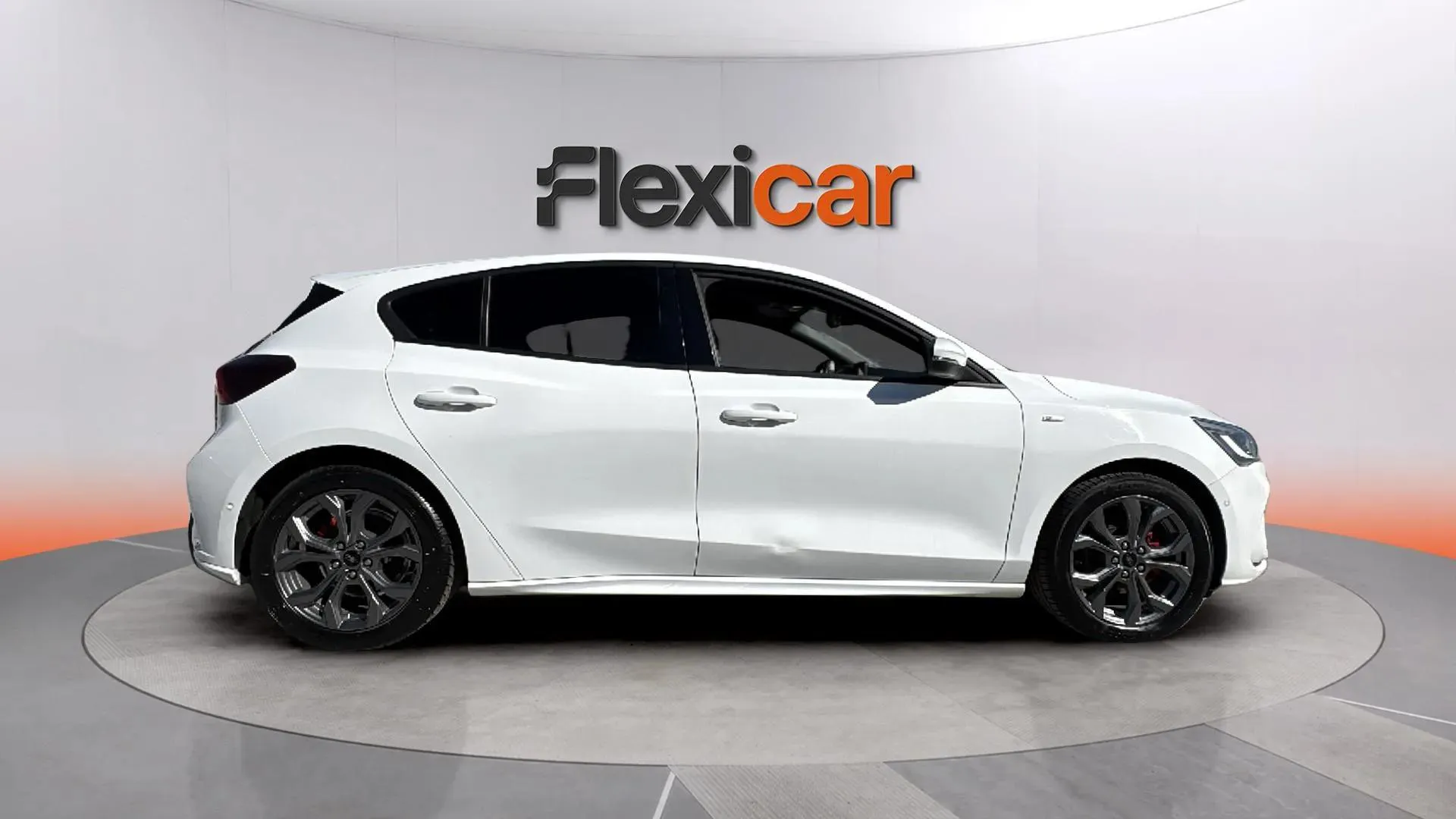 Ford Focus 1.0 EcoBoost MHEV ST-Line X - foto 3