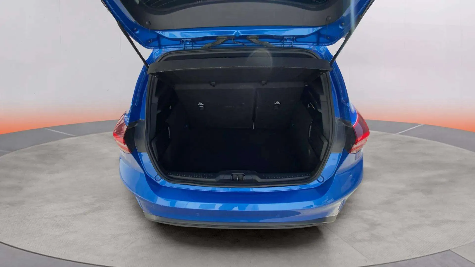 Ford Focus 1.0 EcoBoost MHEV ST-Line X - foto 17