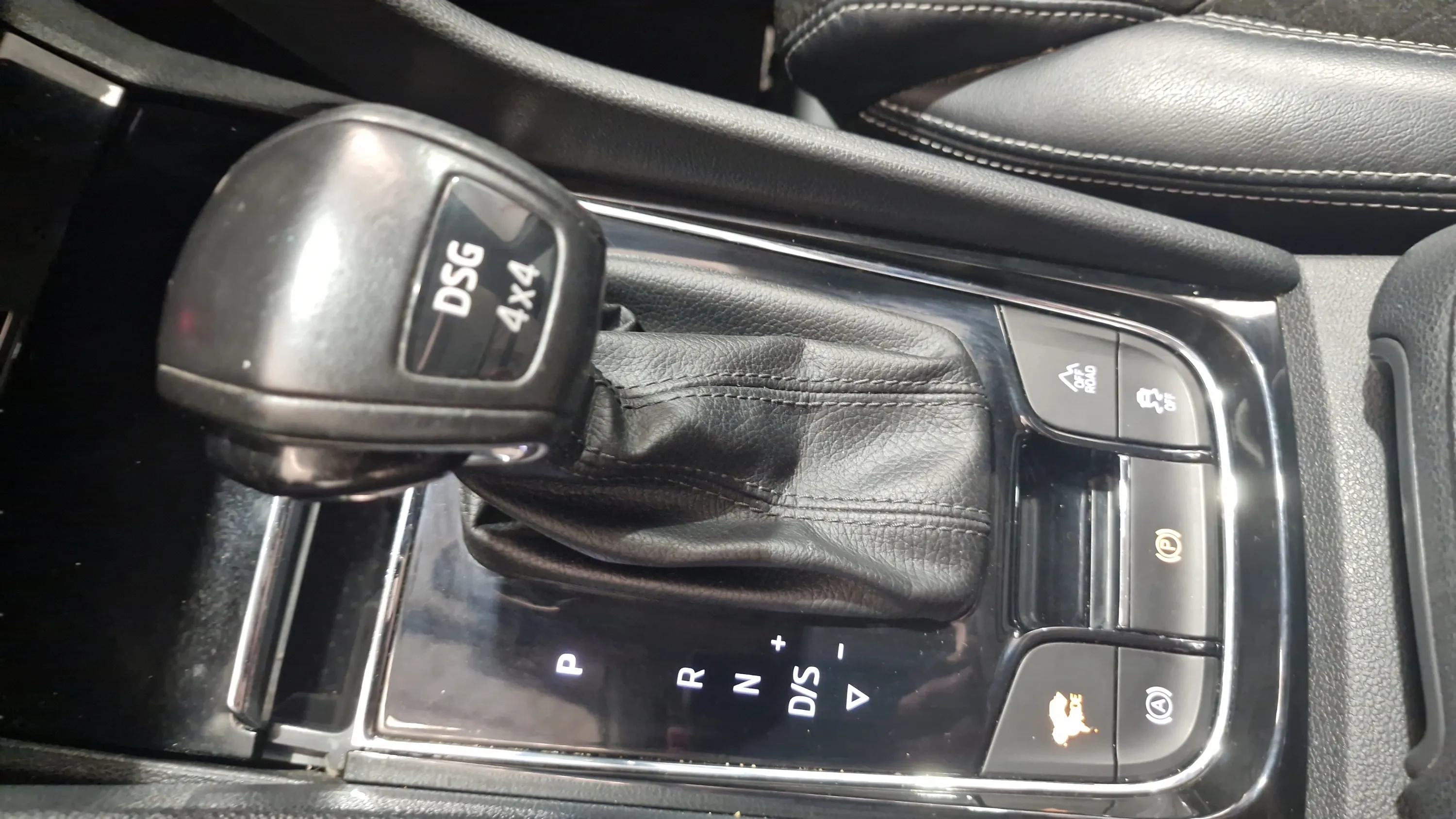 Škoda Kodiaq 2.0 TDI DSG 4x4 Style - foto 18