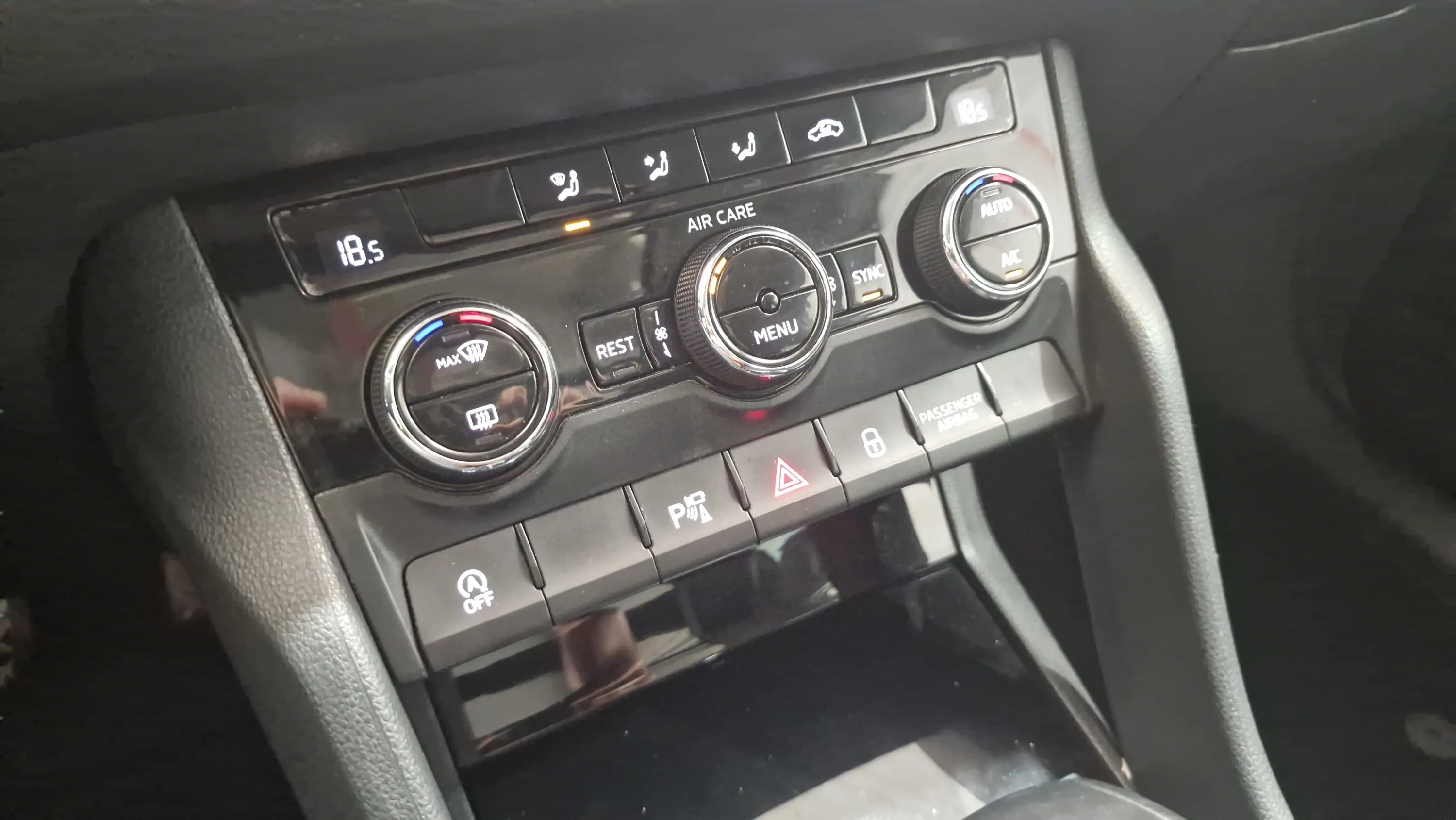 Škoda Kodiaq 2.0 TDI DSG 4x4 Style - foto 23