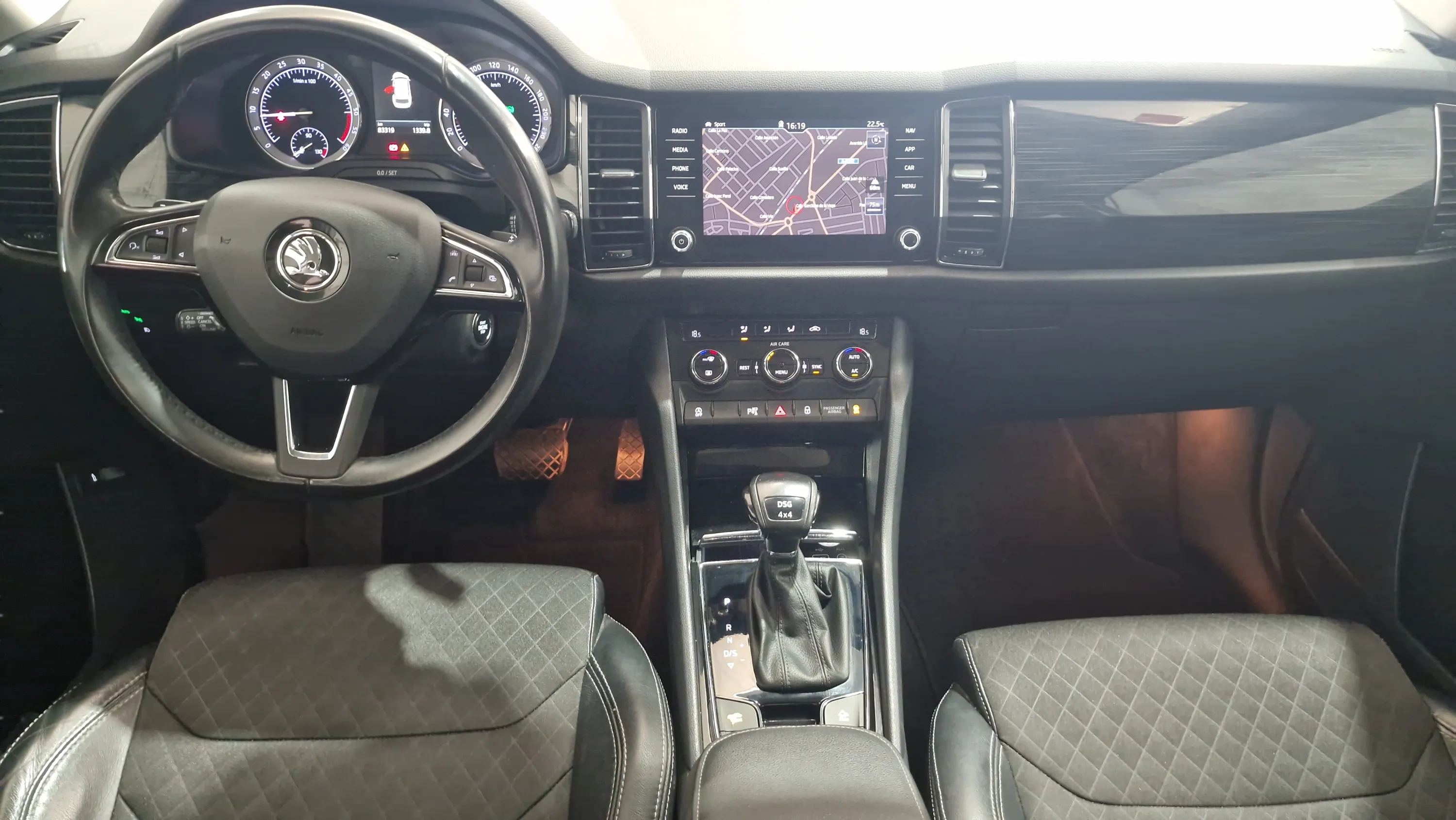 Škoda Kodiaq 2.0 TDI DSG 4x4 Style - foto 8
