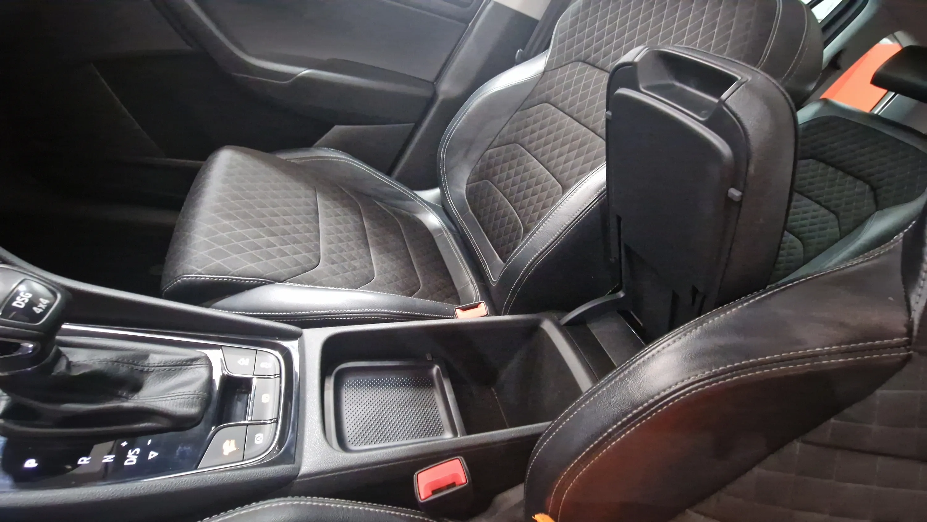 Škoda Kodiaq 2.0 TDI DSG 4x4 Style - foto 25