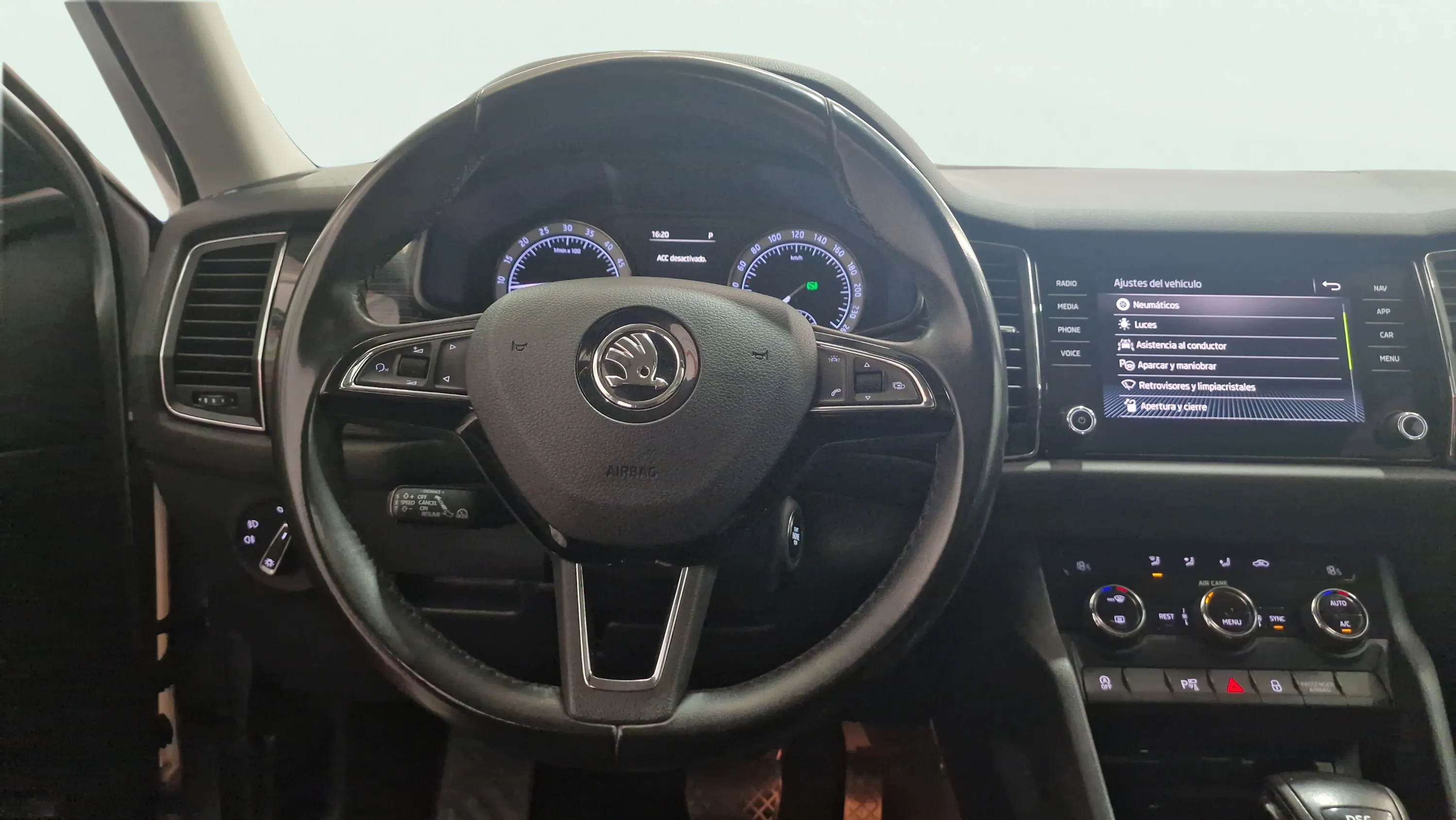 Škoda Kodiaq 2.0 TDI DSG 4x4 Style - foto 9