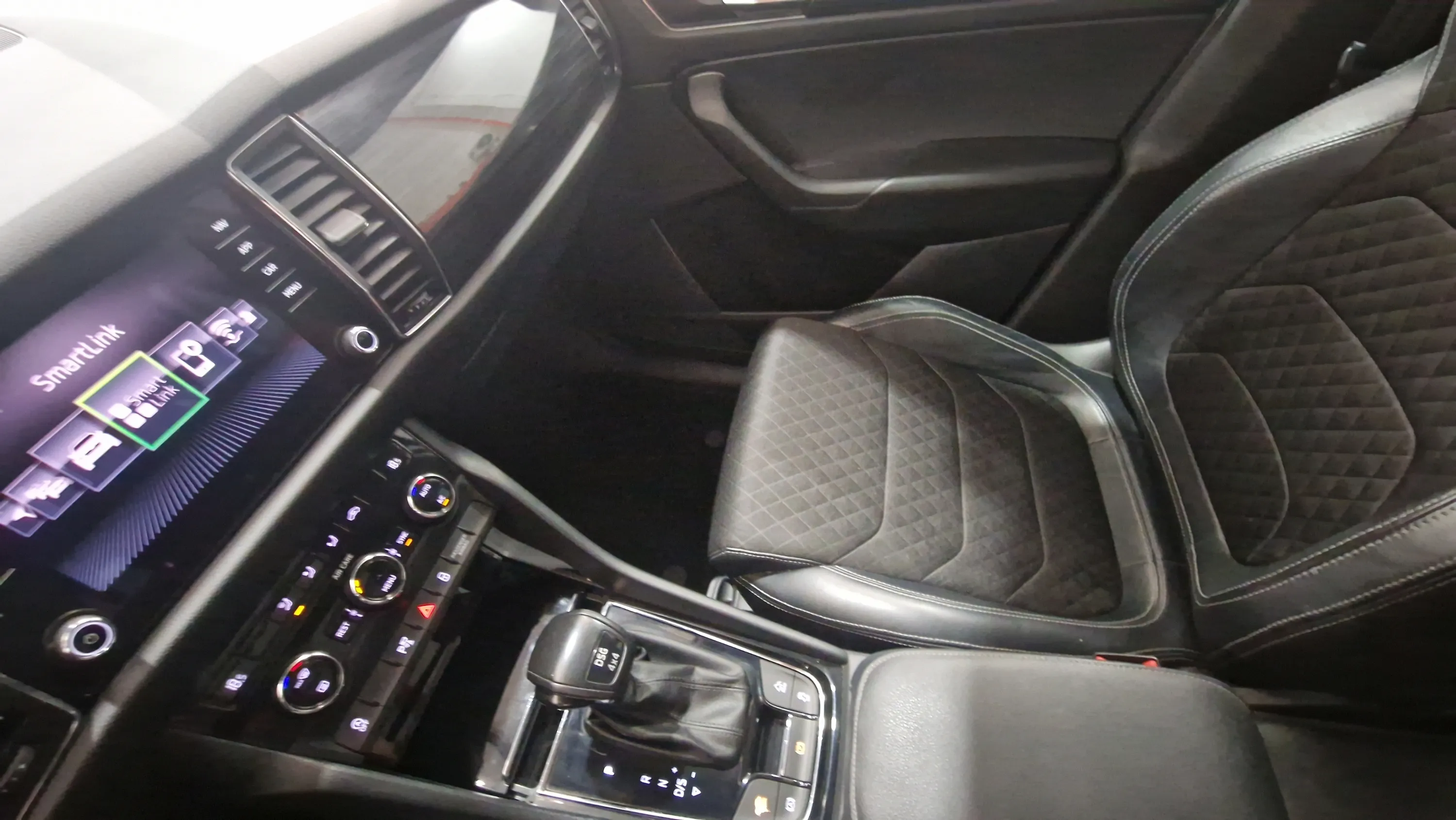 Škoda Kodiaq 2.0 TDI DSG 4x4 Style - foto 22