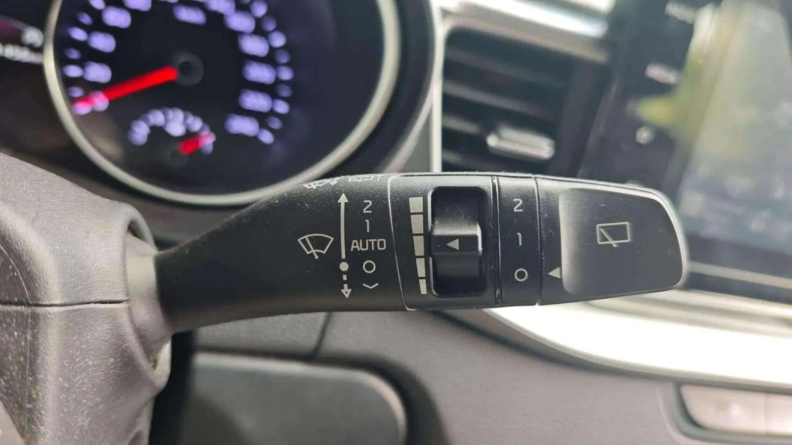 Kia Ceed 1.6 MHEV iMT Drive - foto 15