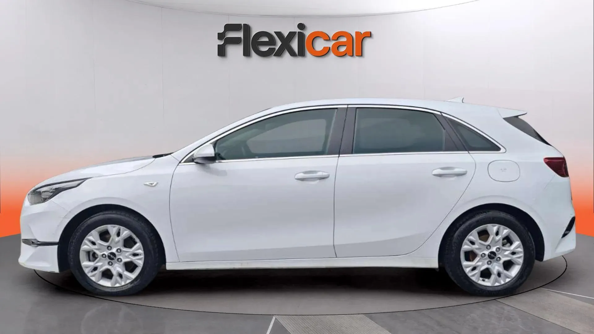 Kia Ceed 1.6 MHEV iMT Drive - foto 4