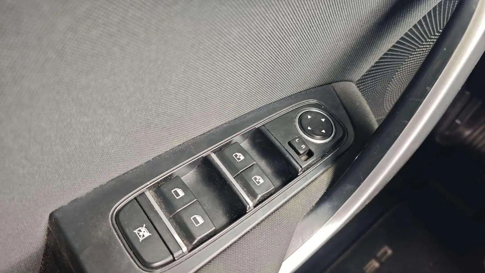Kia Ceed 1.6 MHEV iMT Drive - foto 24