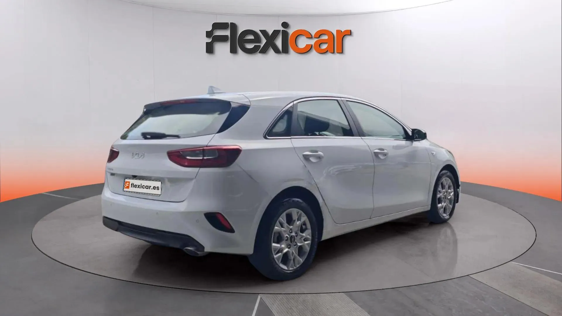 Kia Ceed 1.6 MHEV iMT Drive - foto 7