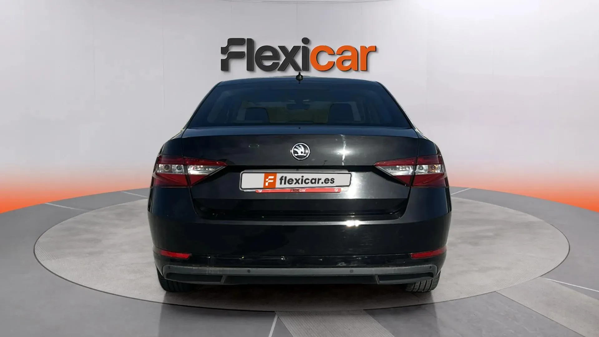Škoda Superb 2.0 TDI DSG Ambition - foto 4