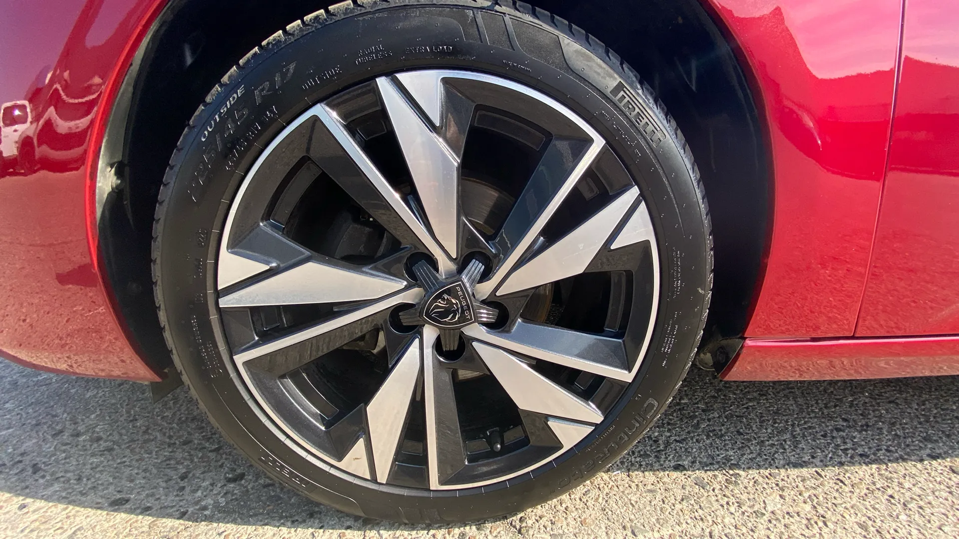 Peugeot 308 Allure PureTech 130 - foto 18