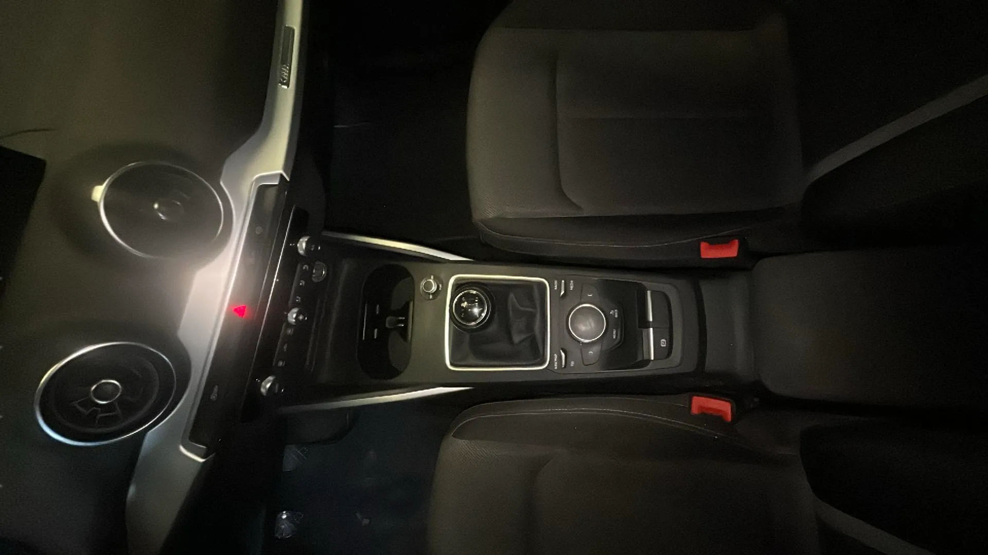Audi Q2 Advanced 30 TFSI - foto 19