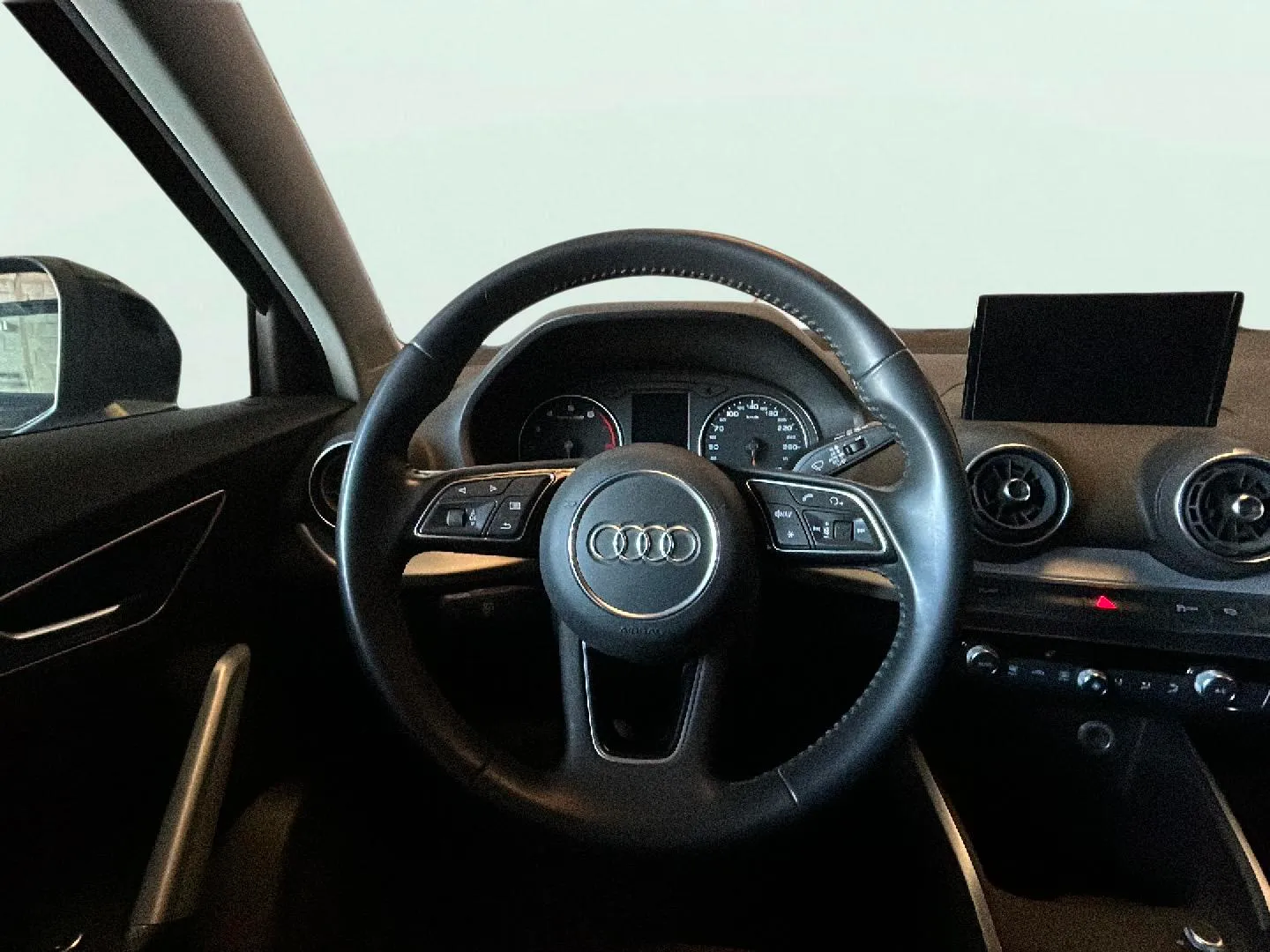 Audi Q2 Advanced 30 TFSI - foto 11