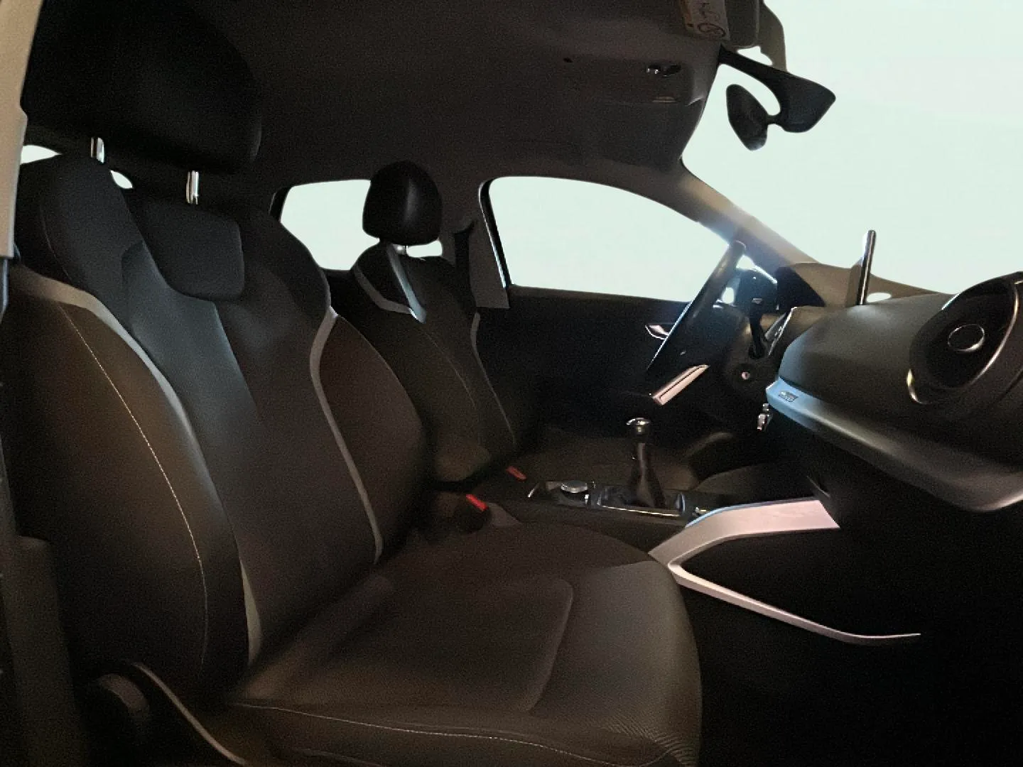 Audi Q2 Advanced 30 TFSI - foto 13