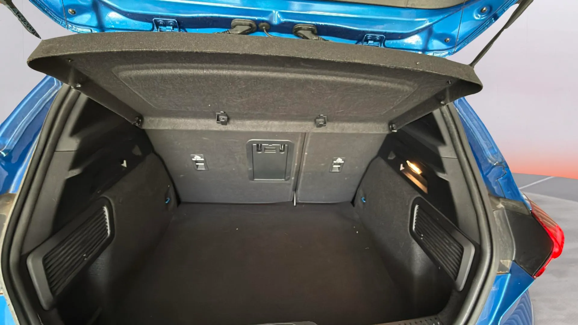 Ford Focus 1.0 EcoBoost MHEV ST-Line - foto 16