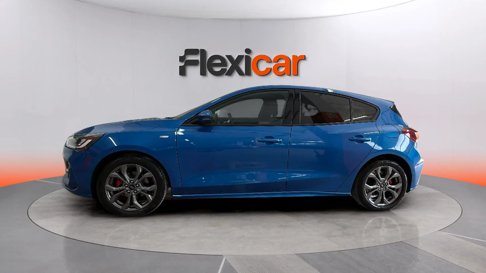 Ford Focus 1.0 EcoBoost MHEV ST-Line - foto 4