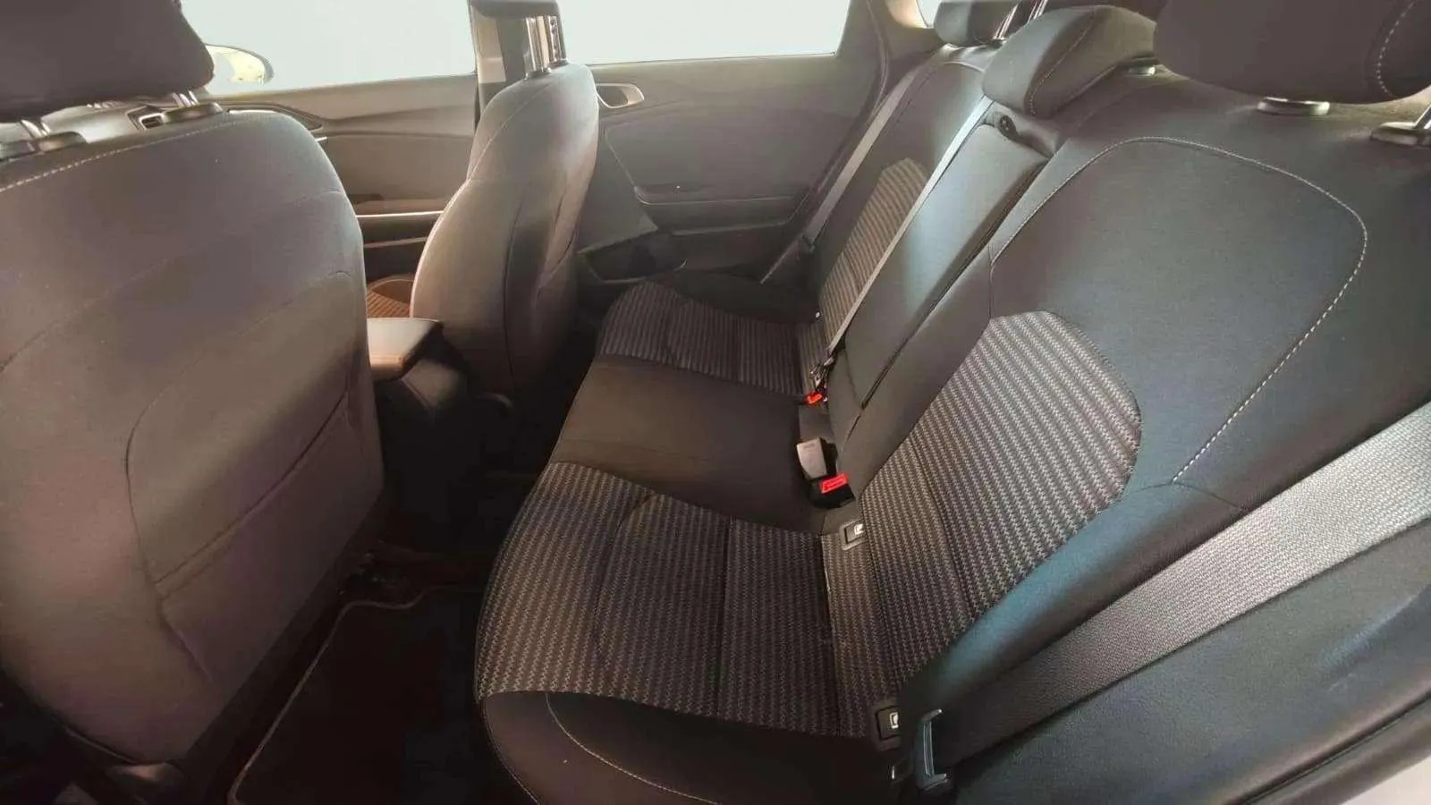 Kia Ceed 1.0 T-GDi Drive - foto 26